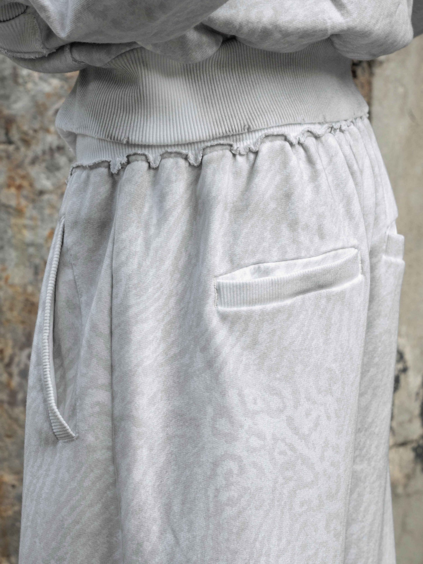 2010 SWEATPANTS - WHITE LEOPARD