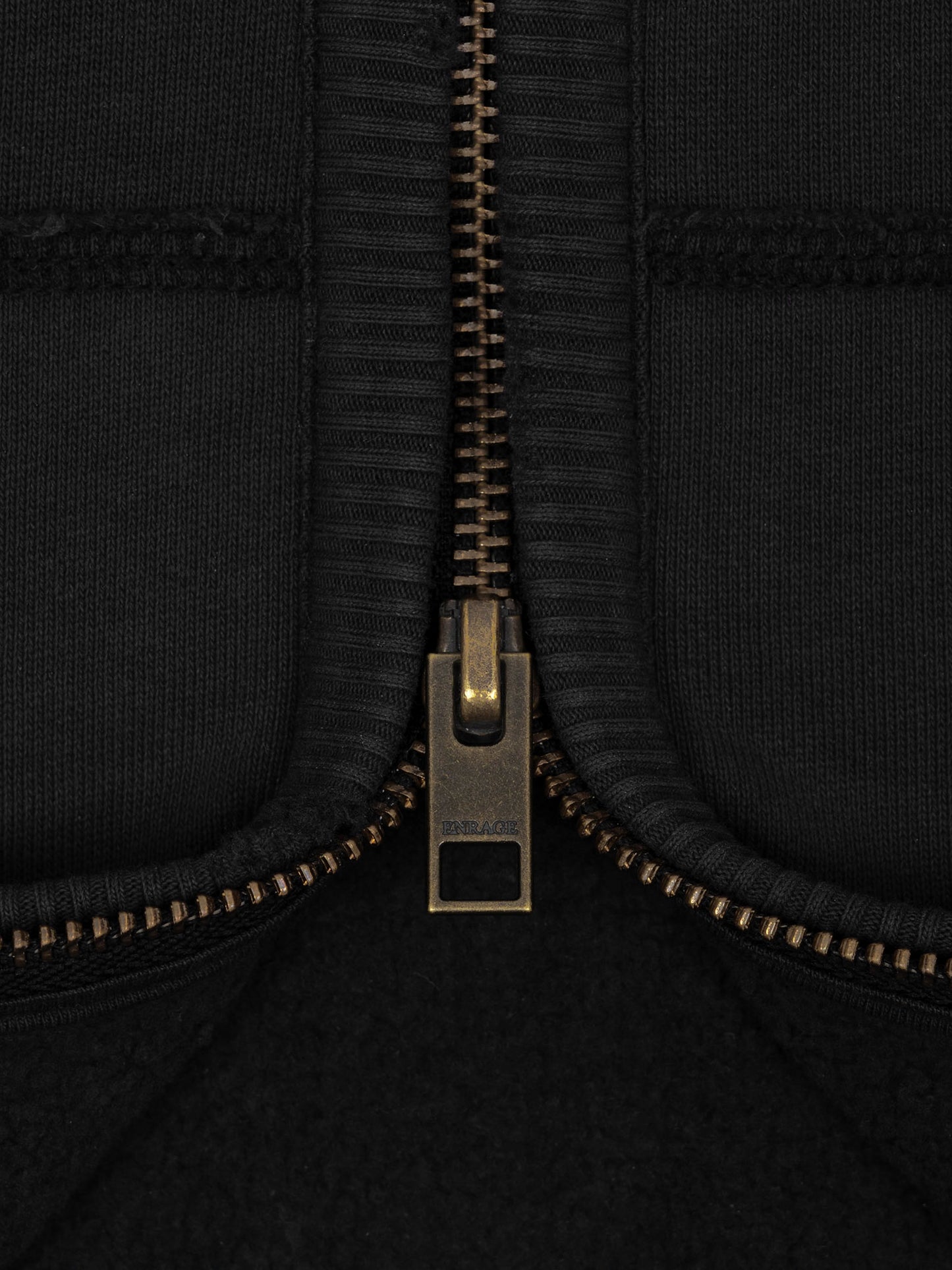 2010 ZIP HOODIE - BLACK