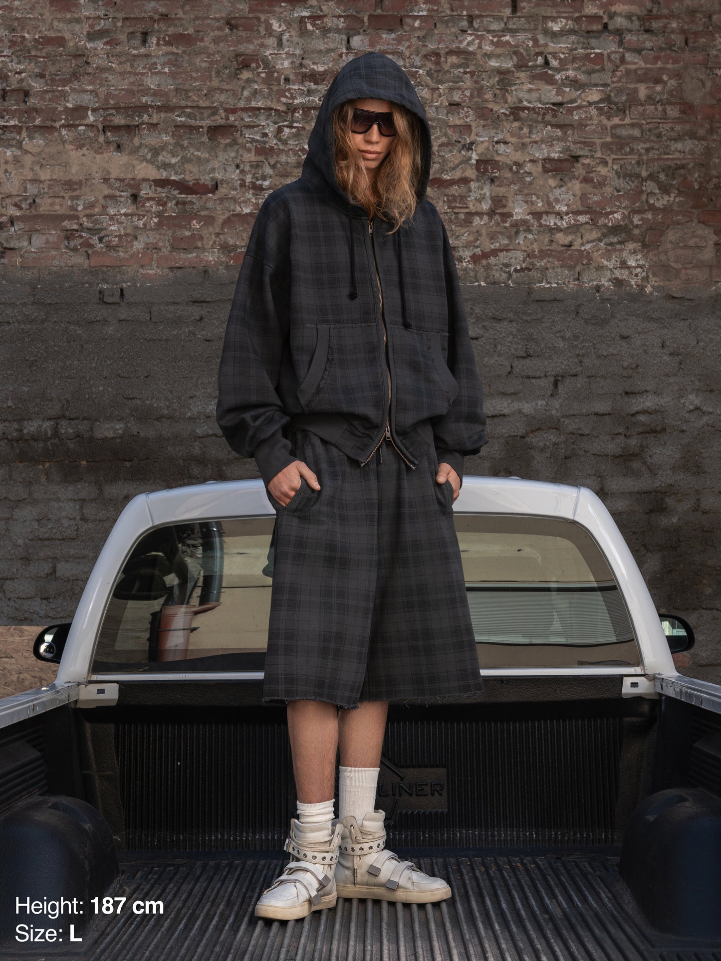 MAXI SHORTS - BLACK CHECKERED