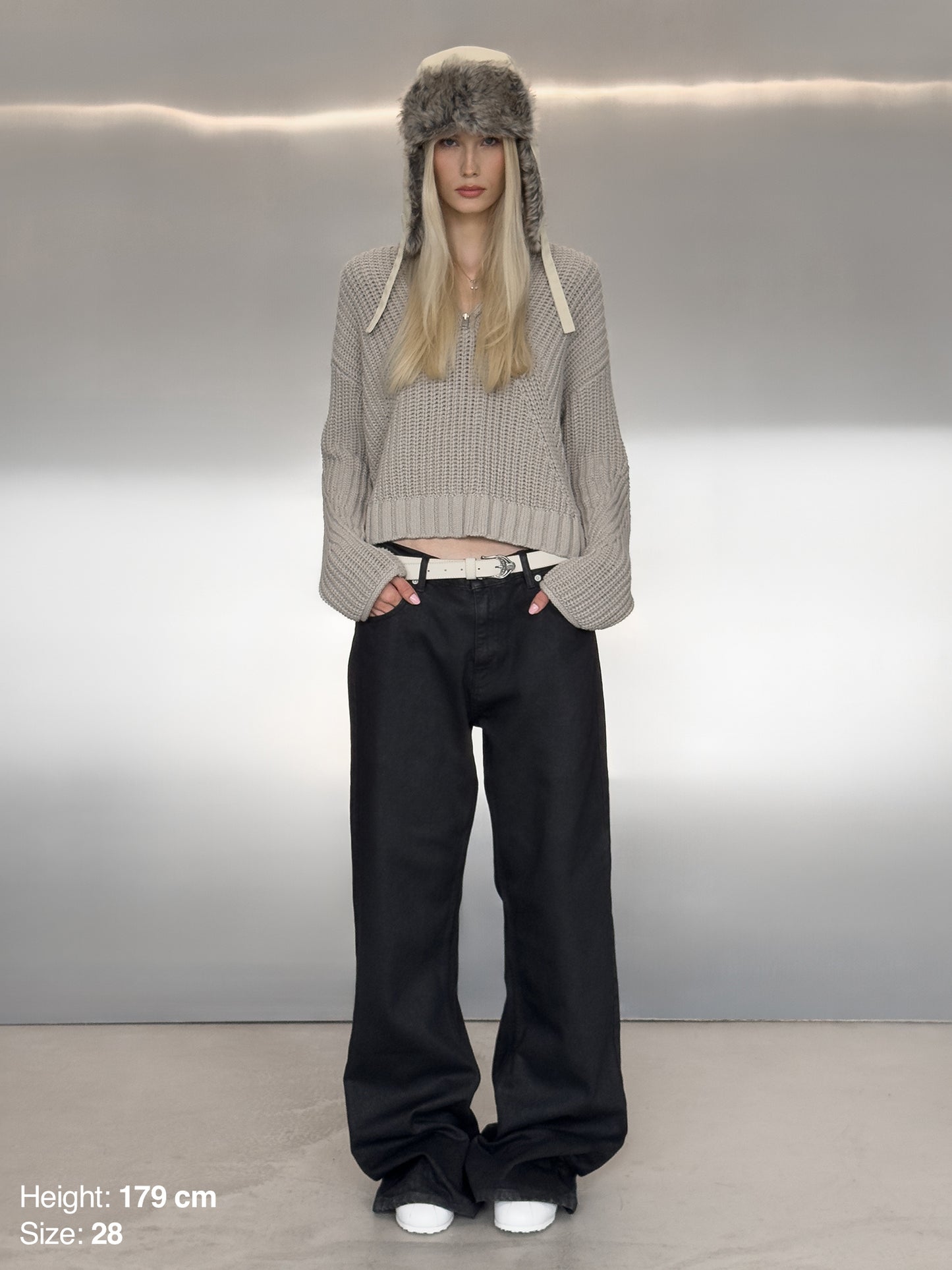 BOOTCUT JEANS - WAXED BLACK