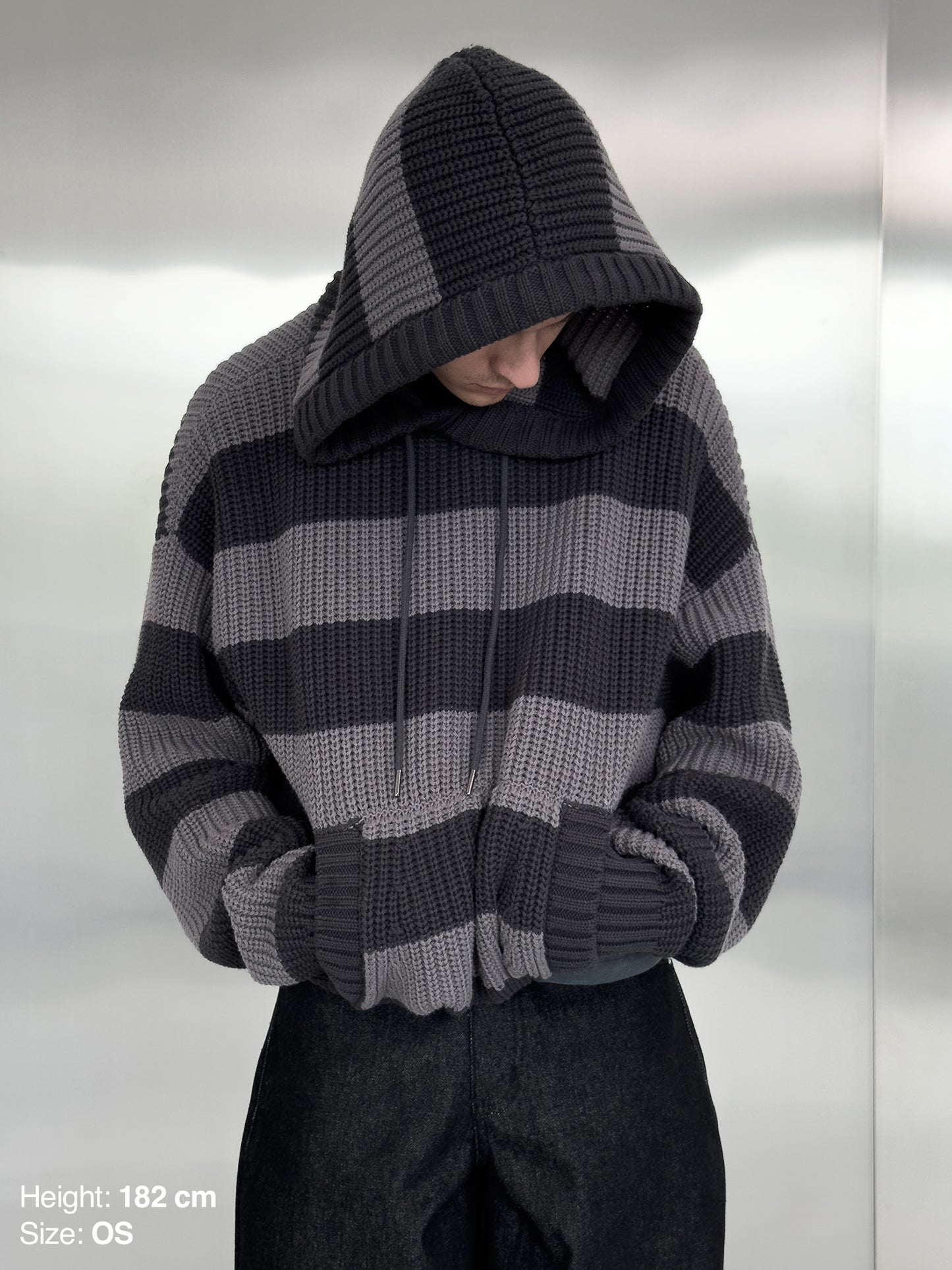 SWEATER HOODIE - STRIPED