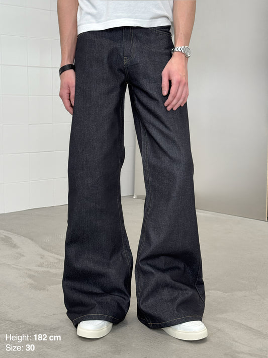 BOOTCUT JEANS - BLUE RAW DENIM