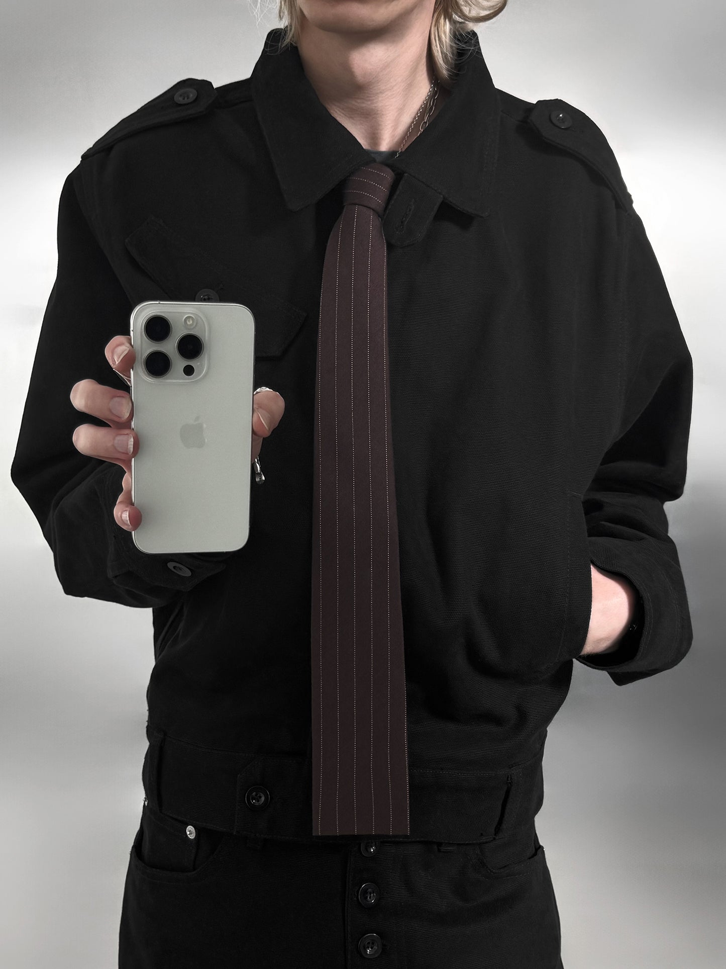 SQUARE TIE - STRIPED