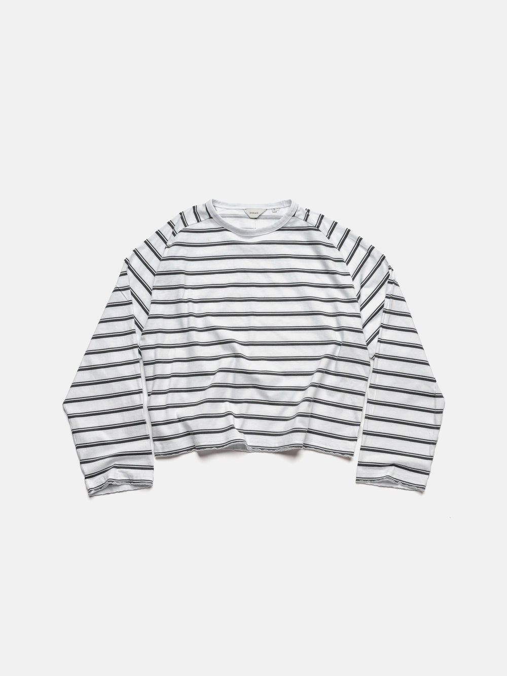 BAGGY LONGSLEEVE - WHITE STRIPED