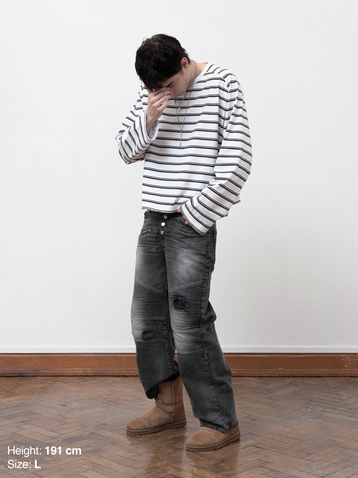 BAGGY LONGSLEEVE - WHITE STRIPED