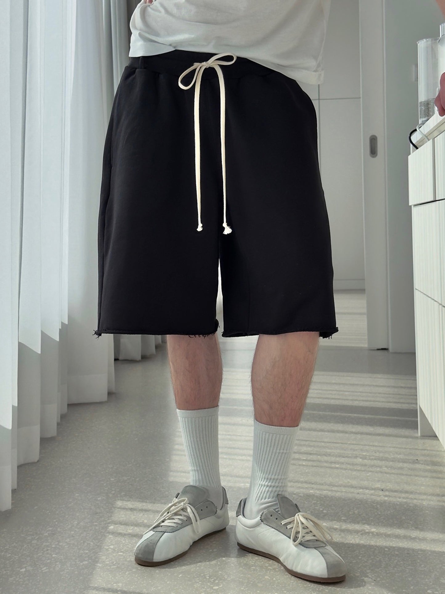 THE BLANC MAXI SHORTS - BLACK