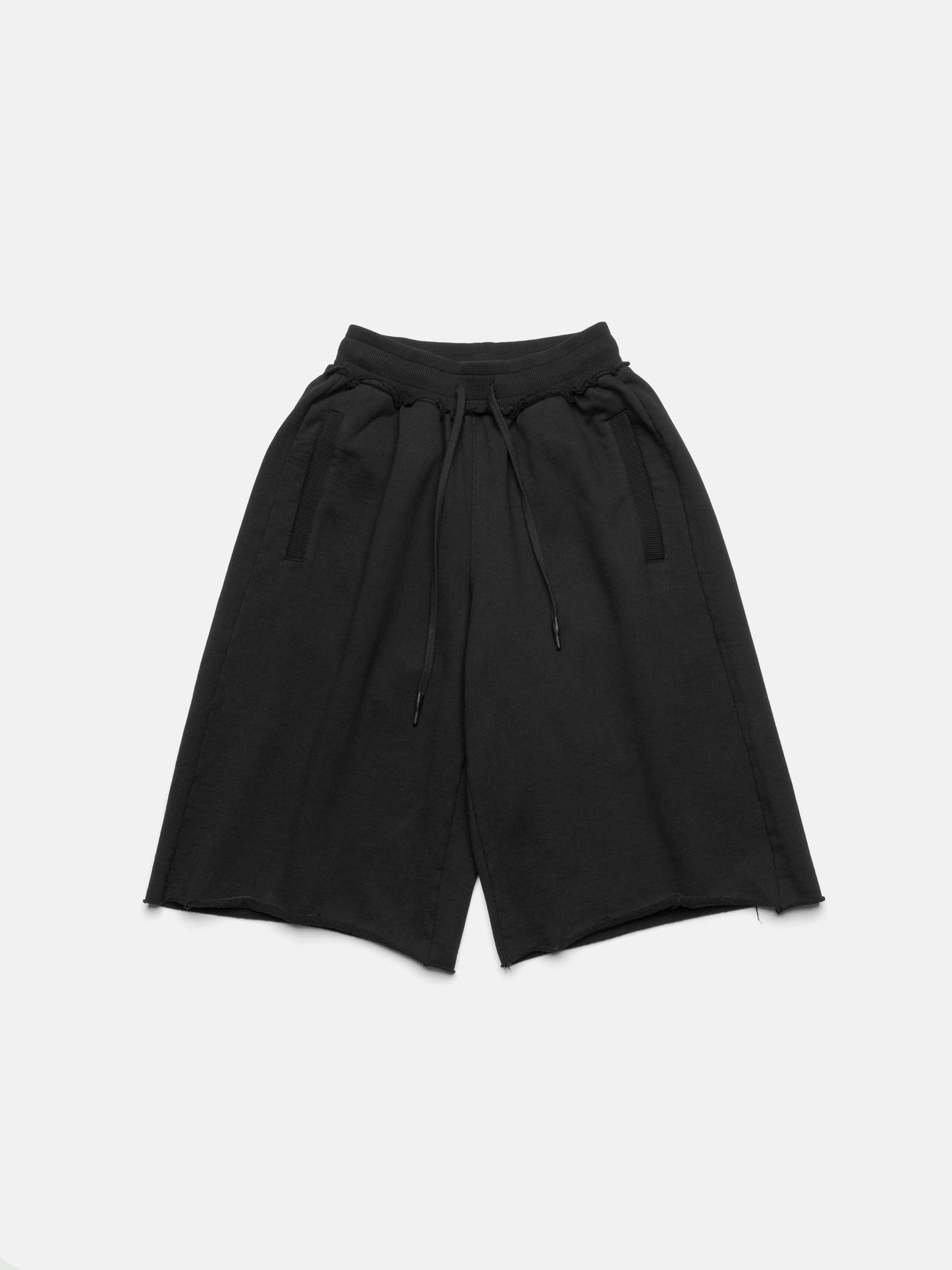 MAXI SHORTS - BLACK