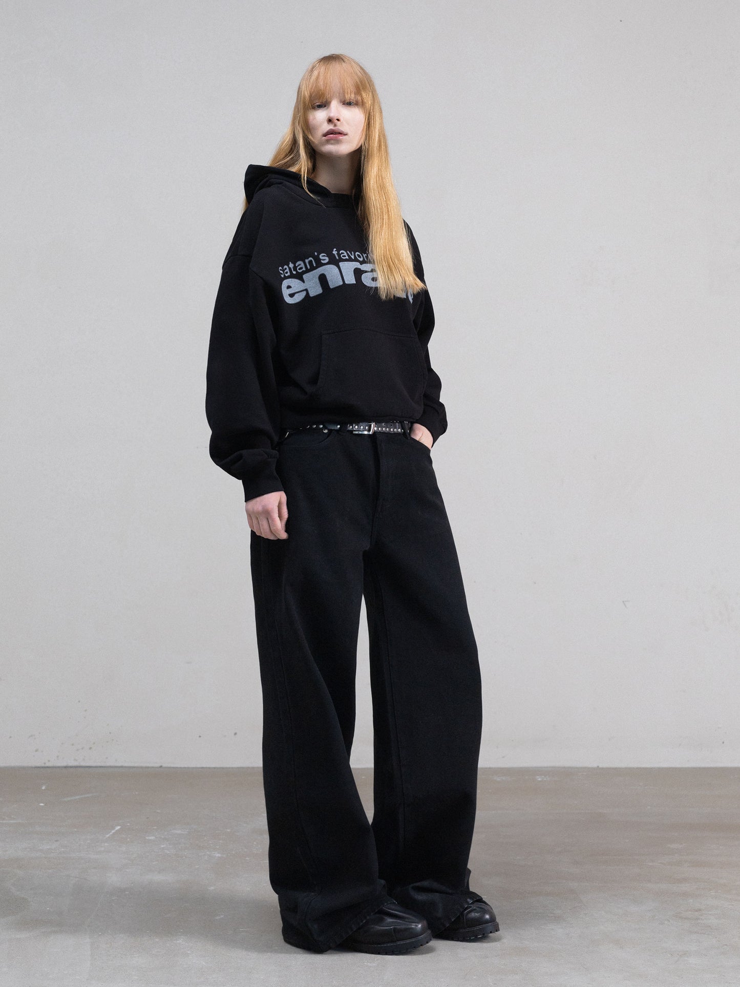 THE SATAN'S FAVORITE HOODIE - SCHWARZ