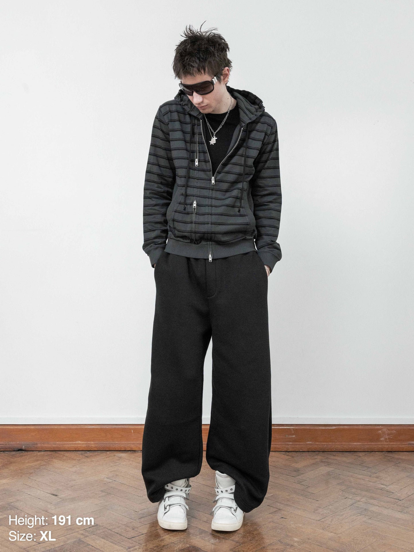 SLIM ZIP HOODIE - BLACK STRIPED