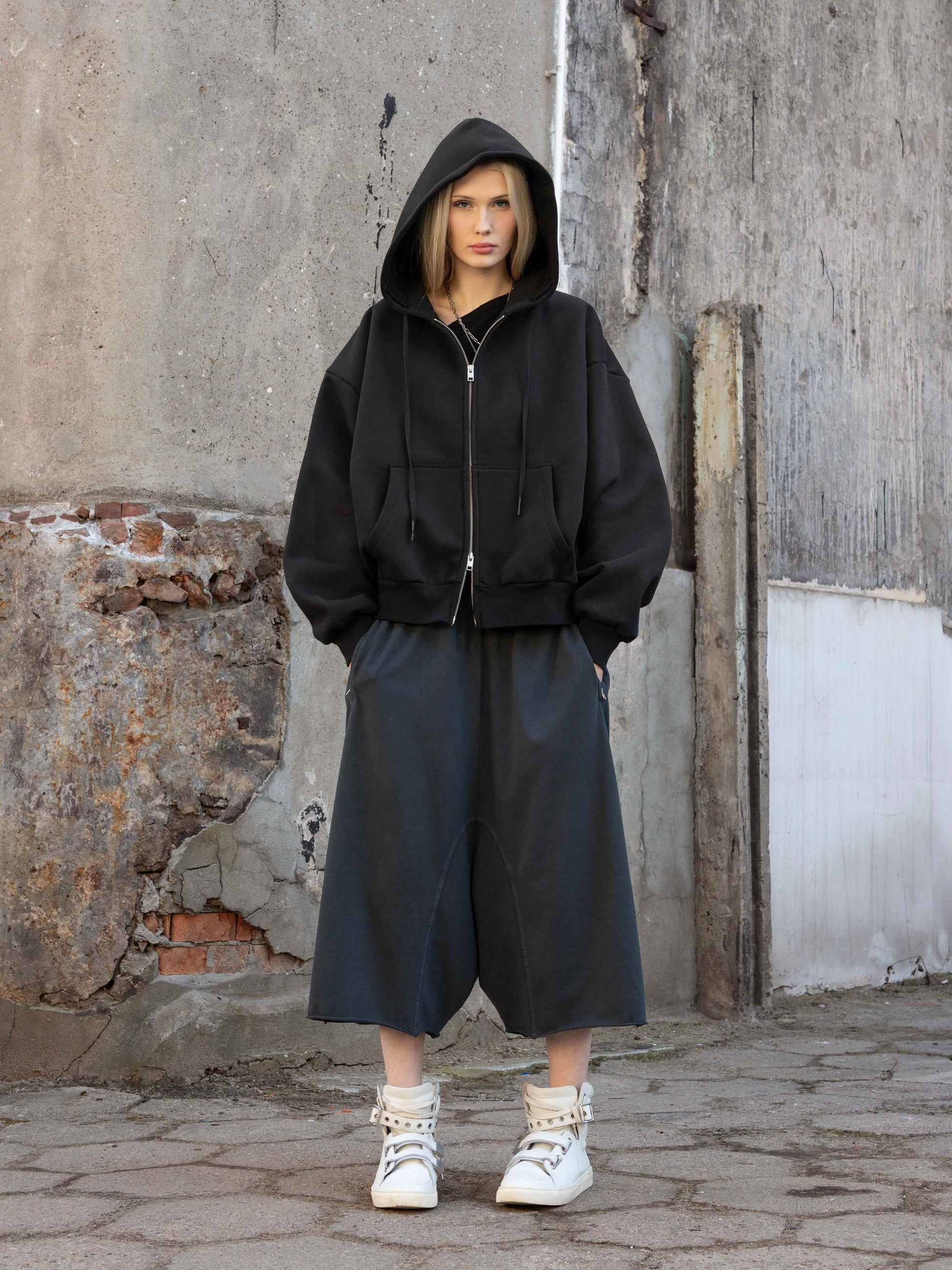 BUBBLE ZIP HOODIE - BLACK