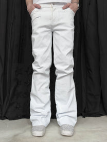 AUSGESTELLTE JEANS – WEISSE FARBE