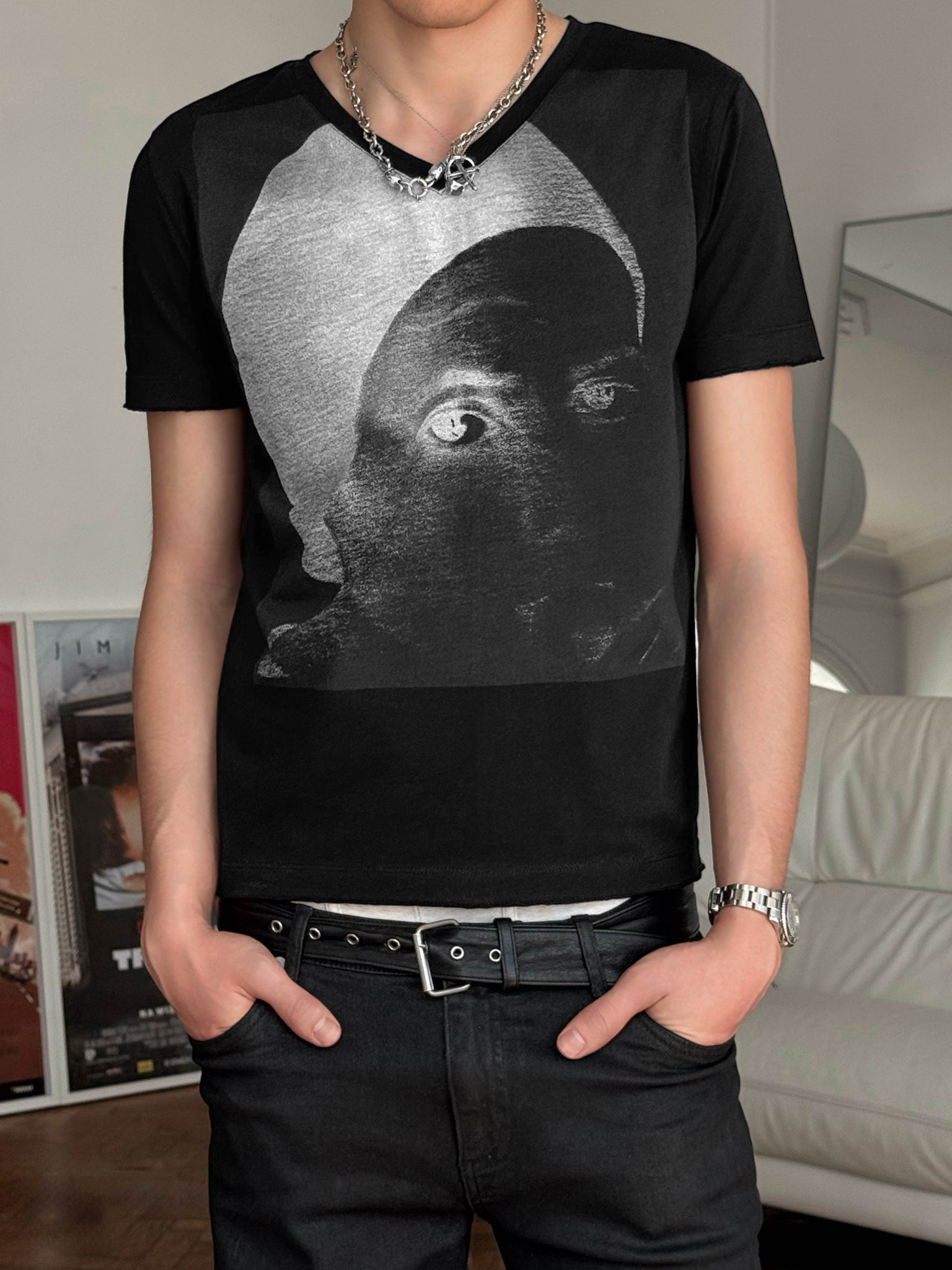 V-NECK TEE - DOROTHY BLACK