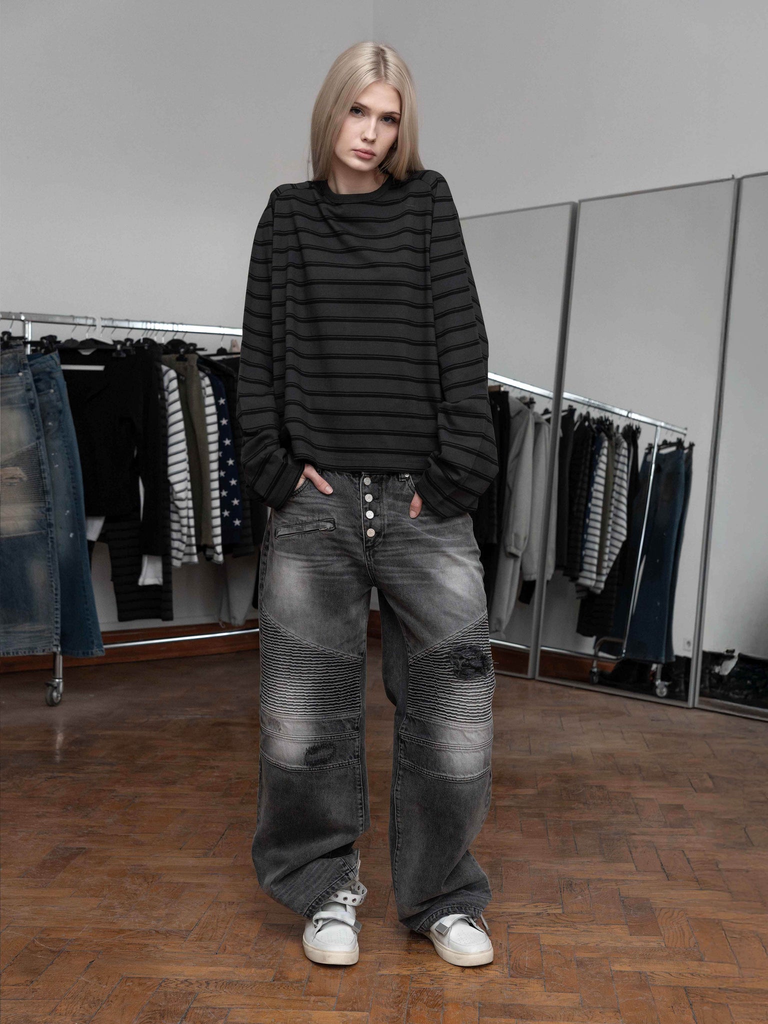 BAGGY LONGSLEEVE – SCHWARZ GESTREIFT