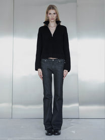 QUARTER ZIP - BLACK