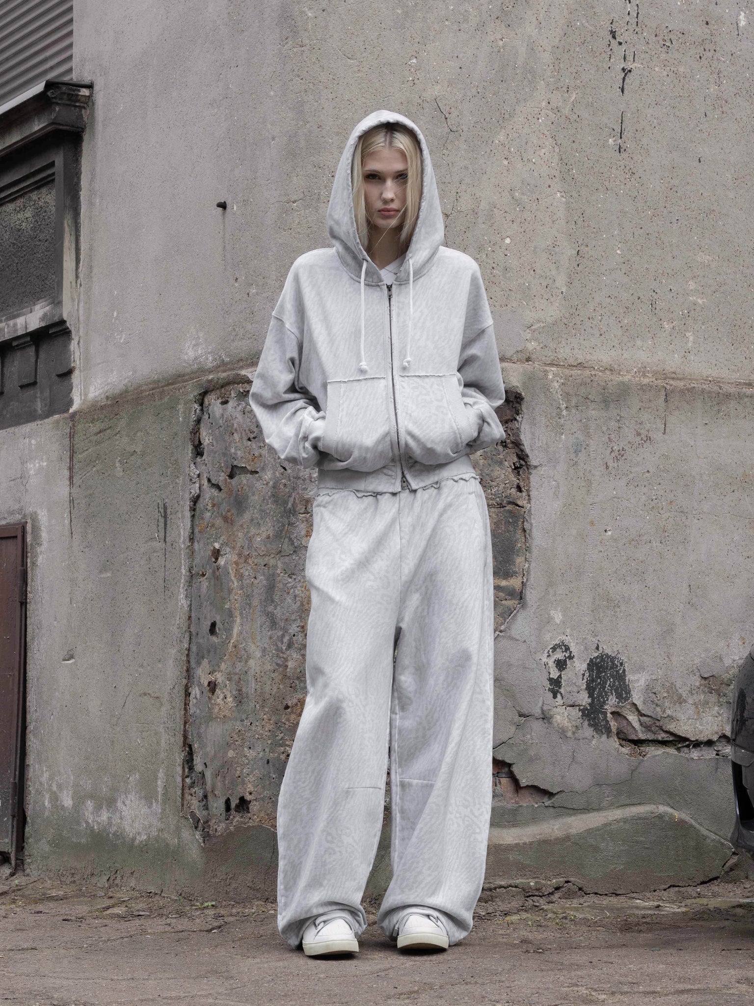 2010 SWEATPANTS - WHITE LEOPARD