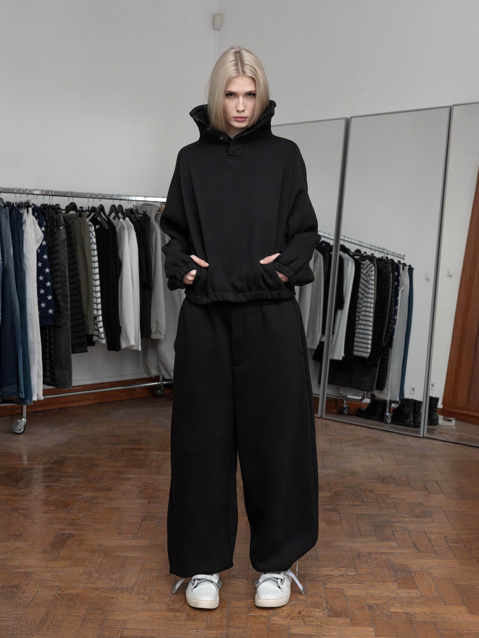 BUBBLE HIGH NECK - BLACK