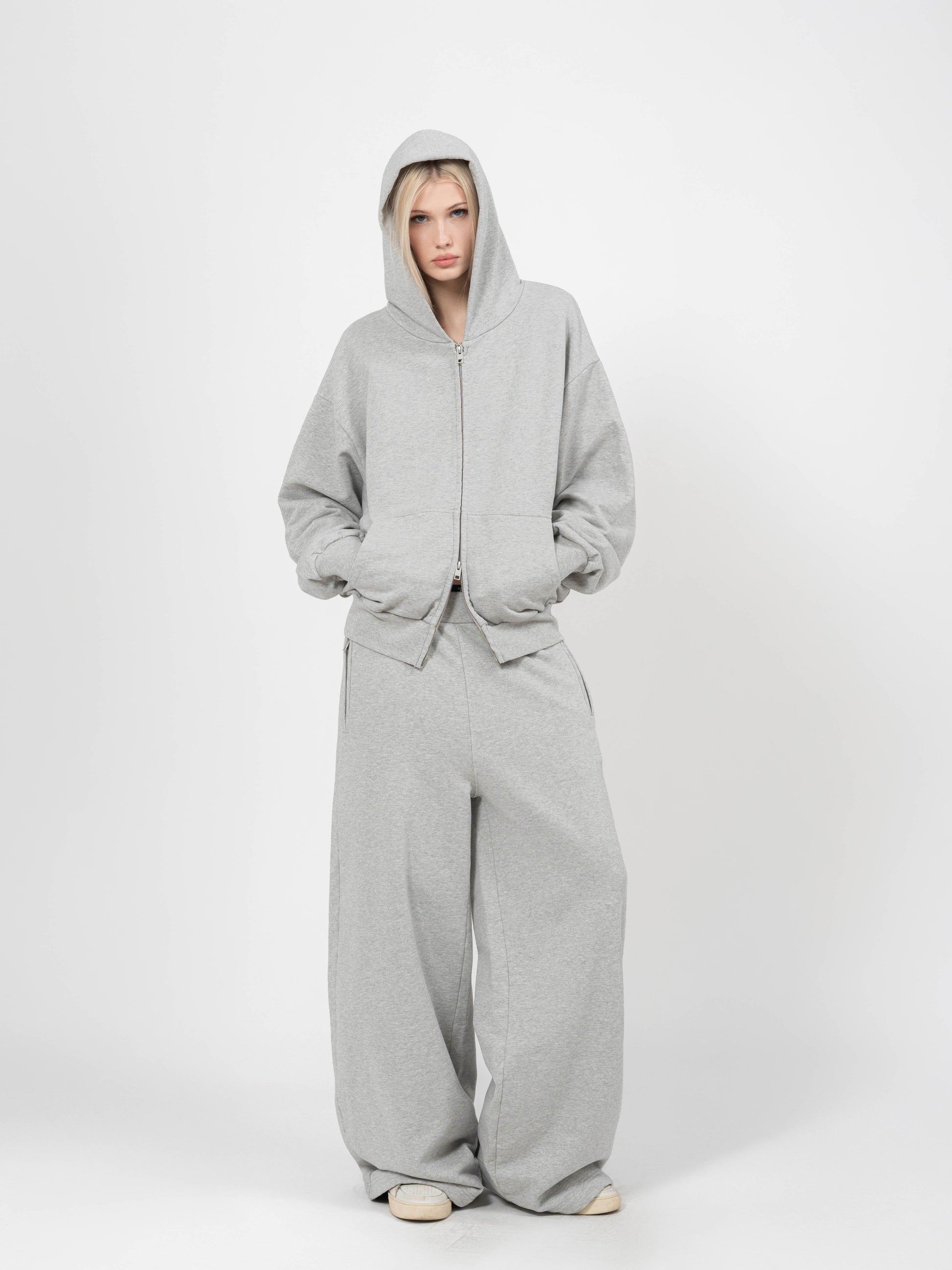 SCHWERE JOGGINGHOSE – GRAU