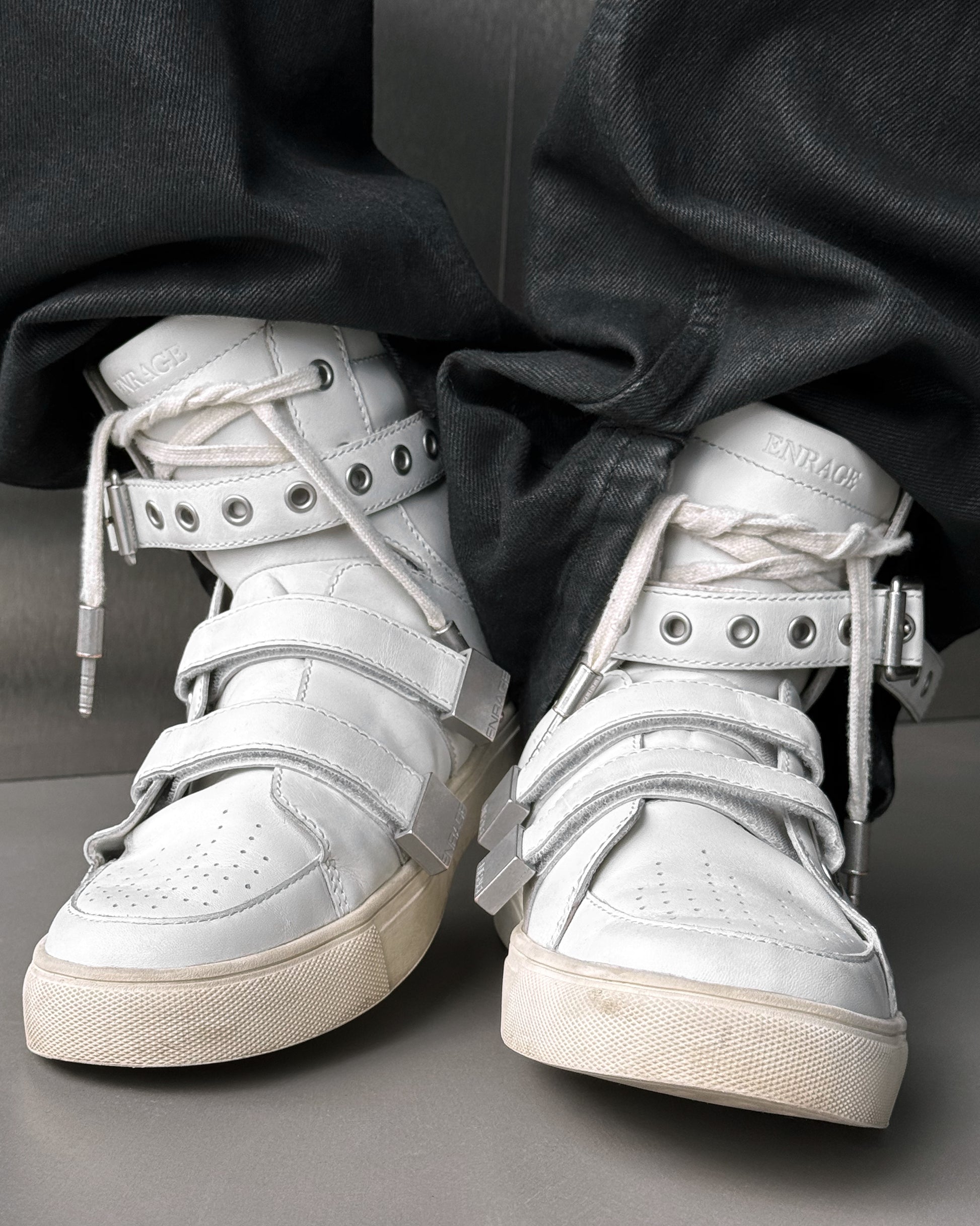 HIGH-TOP-SNEAKER – WEISS