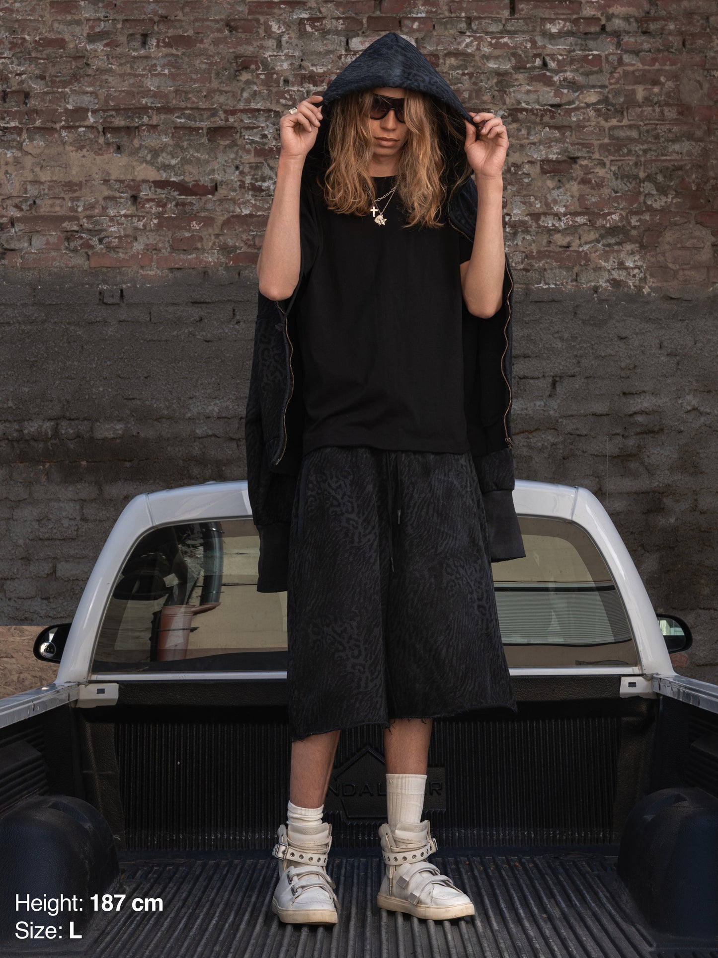 MAXI SHORTS - BLACK LEOPARD