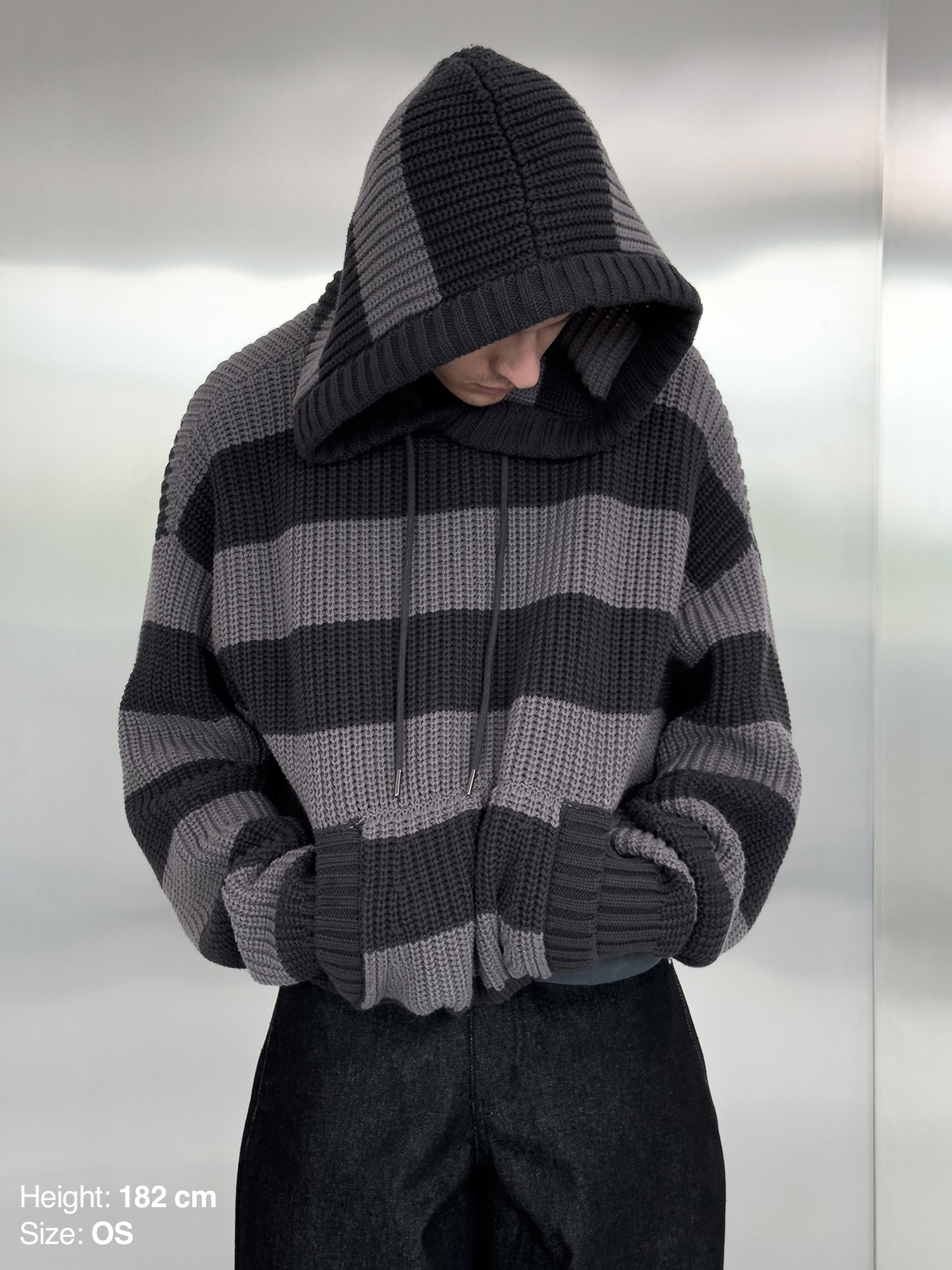 SWEATER HOODIE - STRIPED