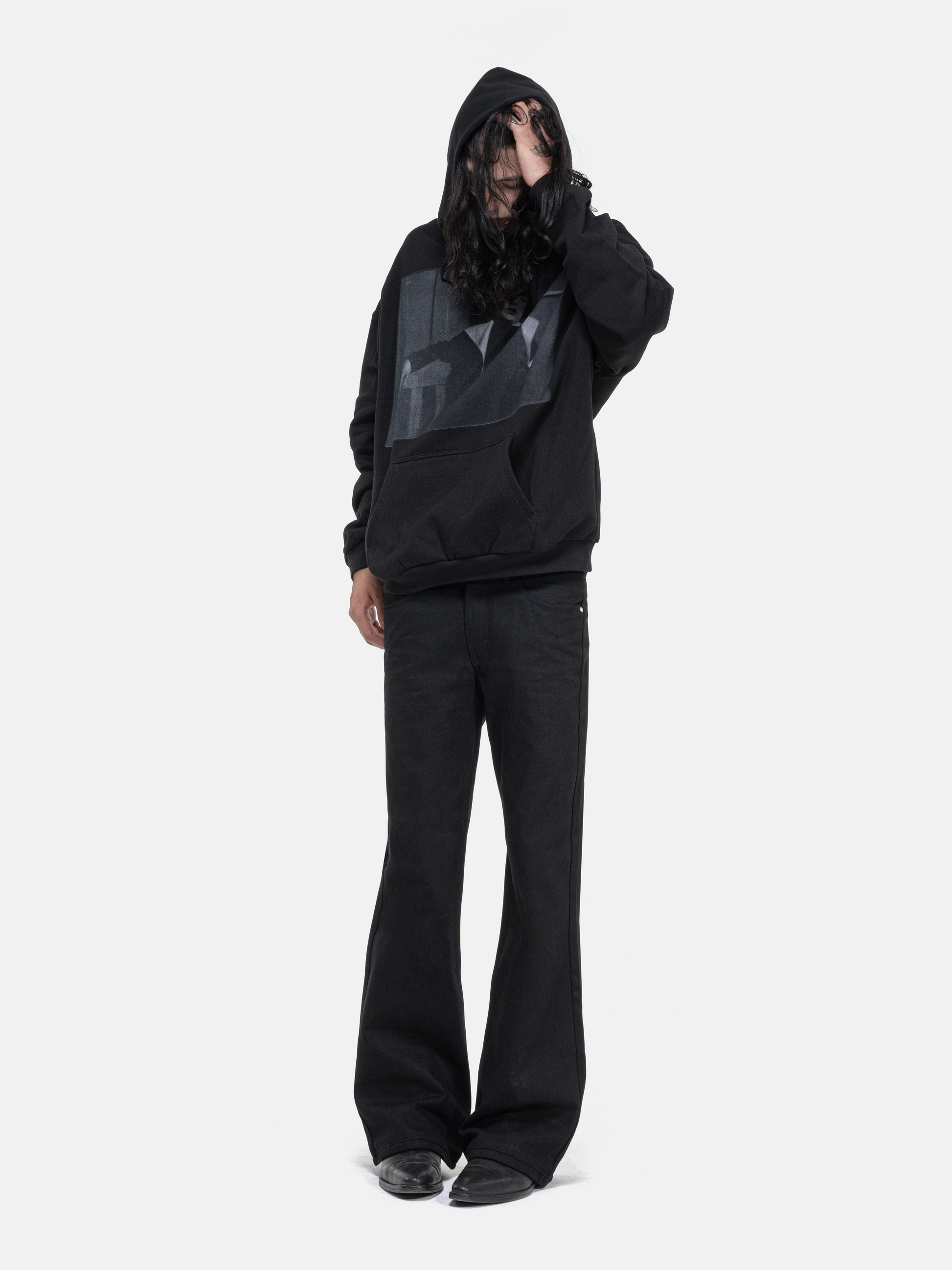 MASSIVE HOODIE - BLACK PHOTOGRAPH