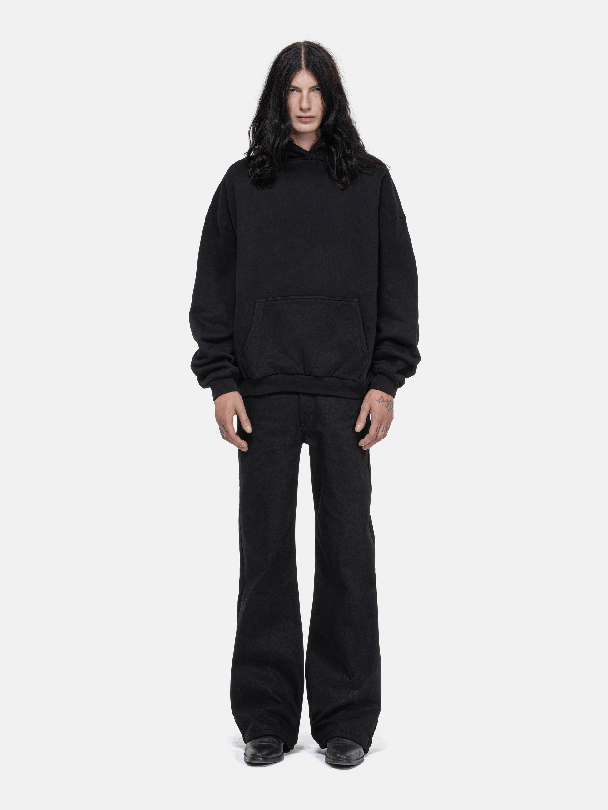 MASSIVE HOODIE - BLACK