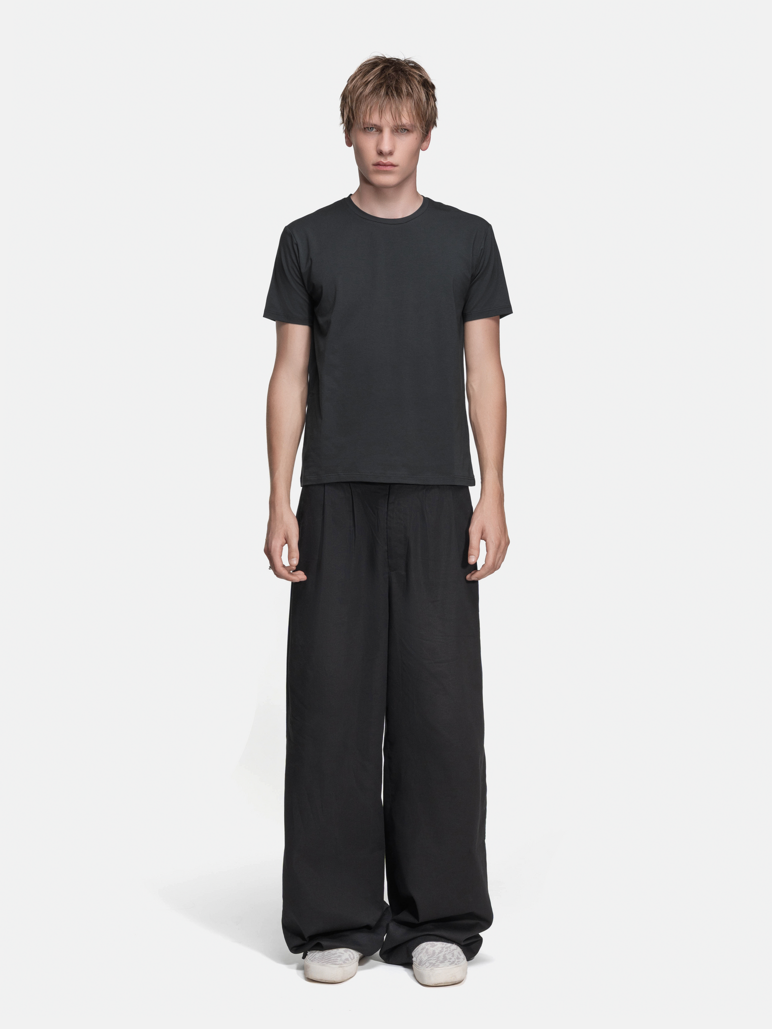 DAILY TEE MEN - BLACK