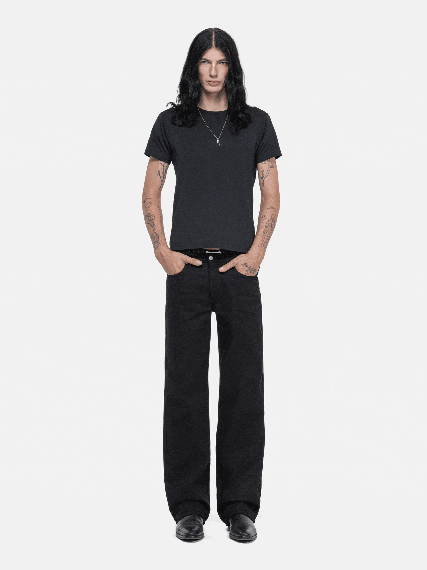 STRAIGHT JEANS - ALL BLACK DENIM