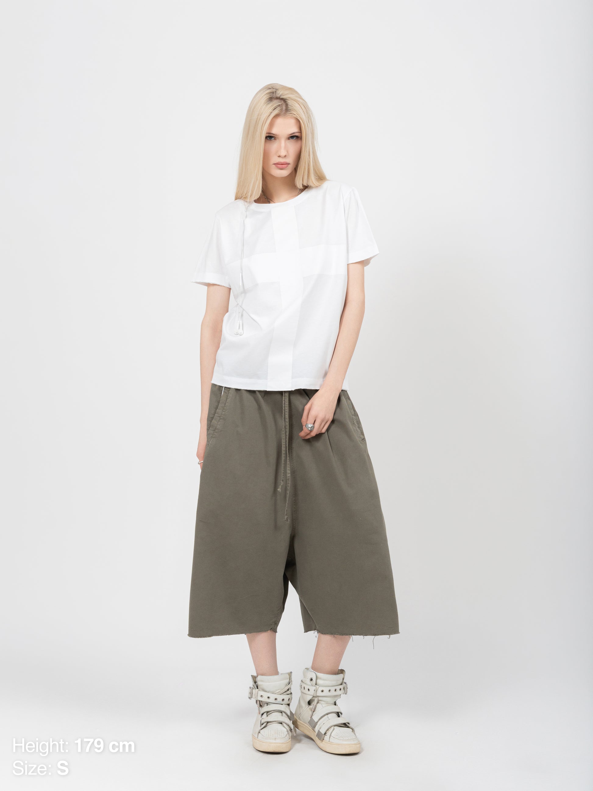 ROUND NECK TEE - WHITE TAPE