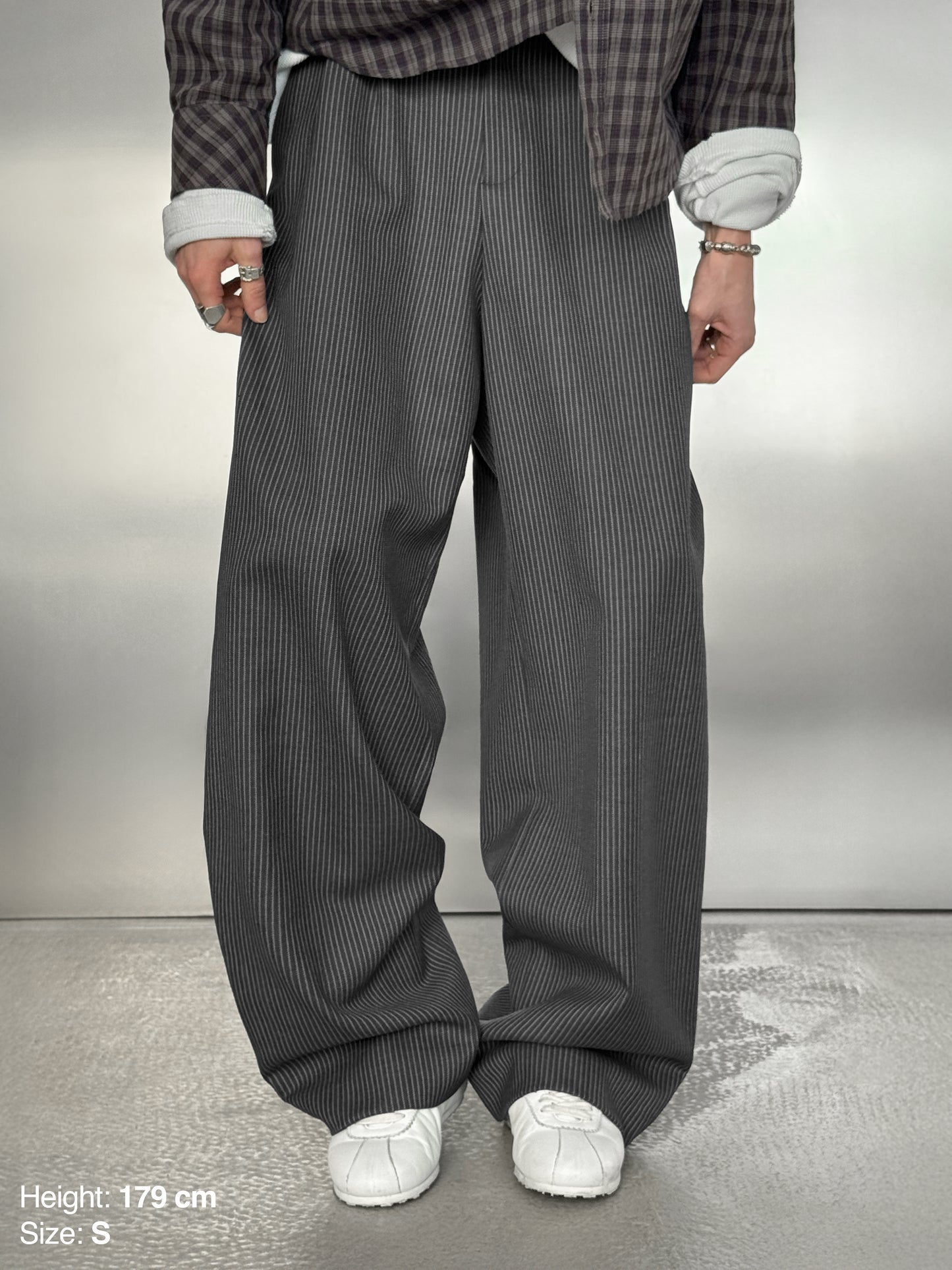 PLEATED TROUSERS - PINSTRIPE