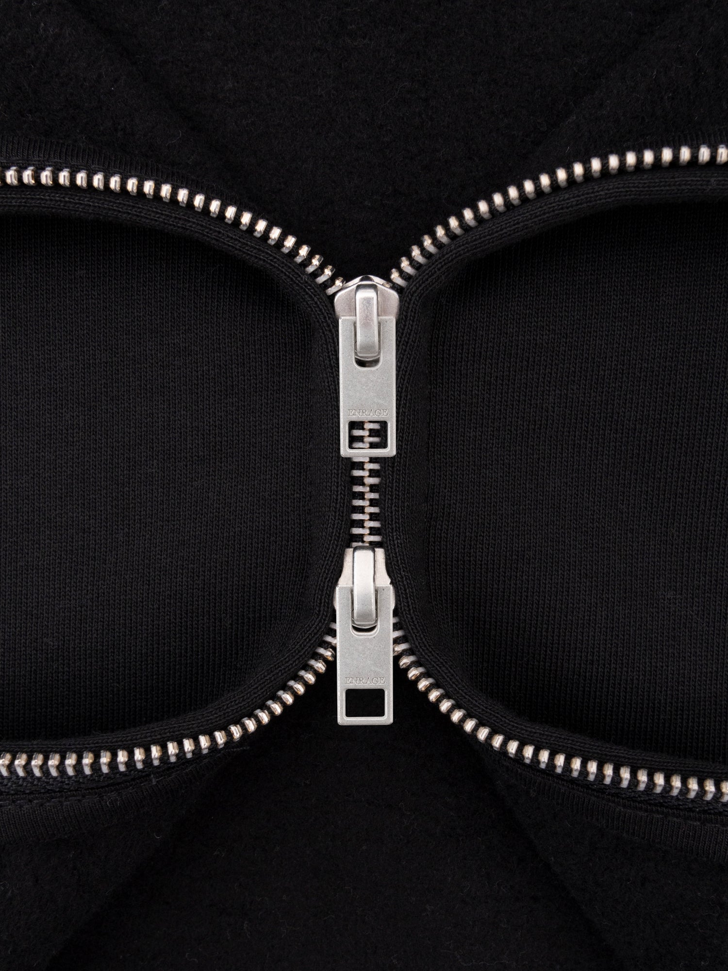 THE BLANC ZIP HOODIE - BLACK
