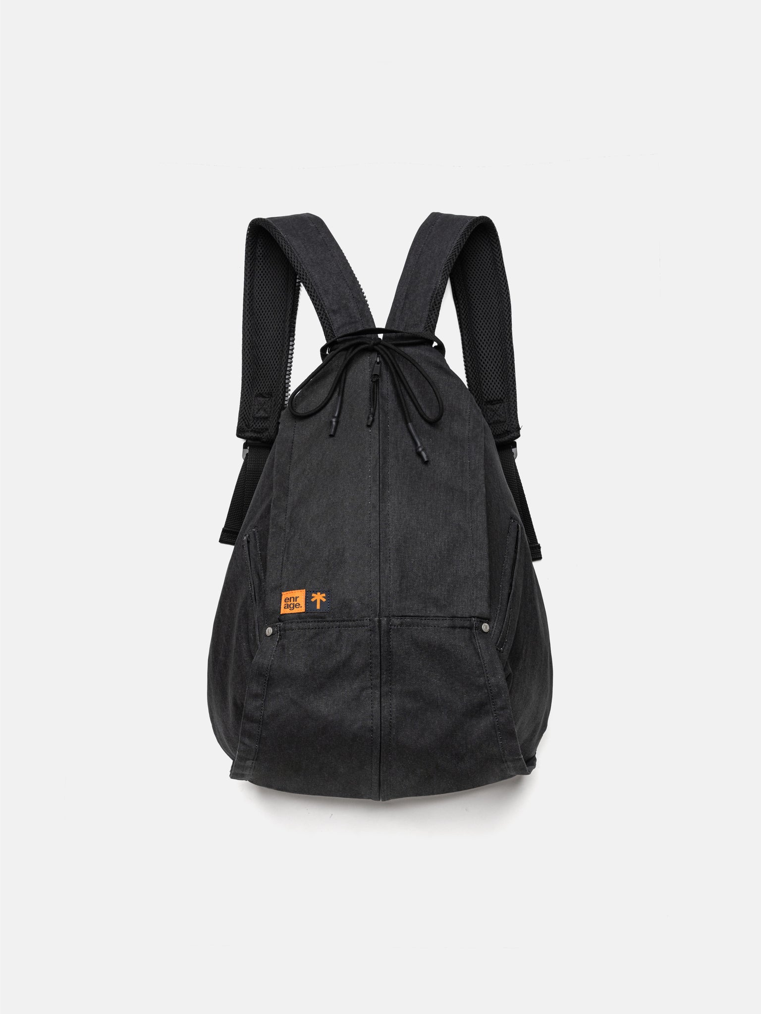 BACKPACK - BLACK