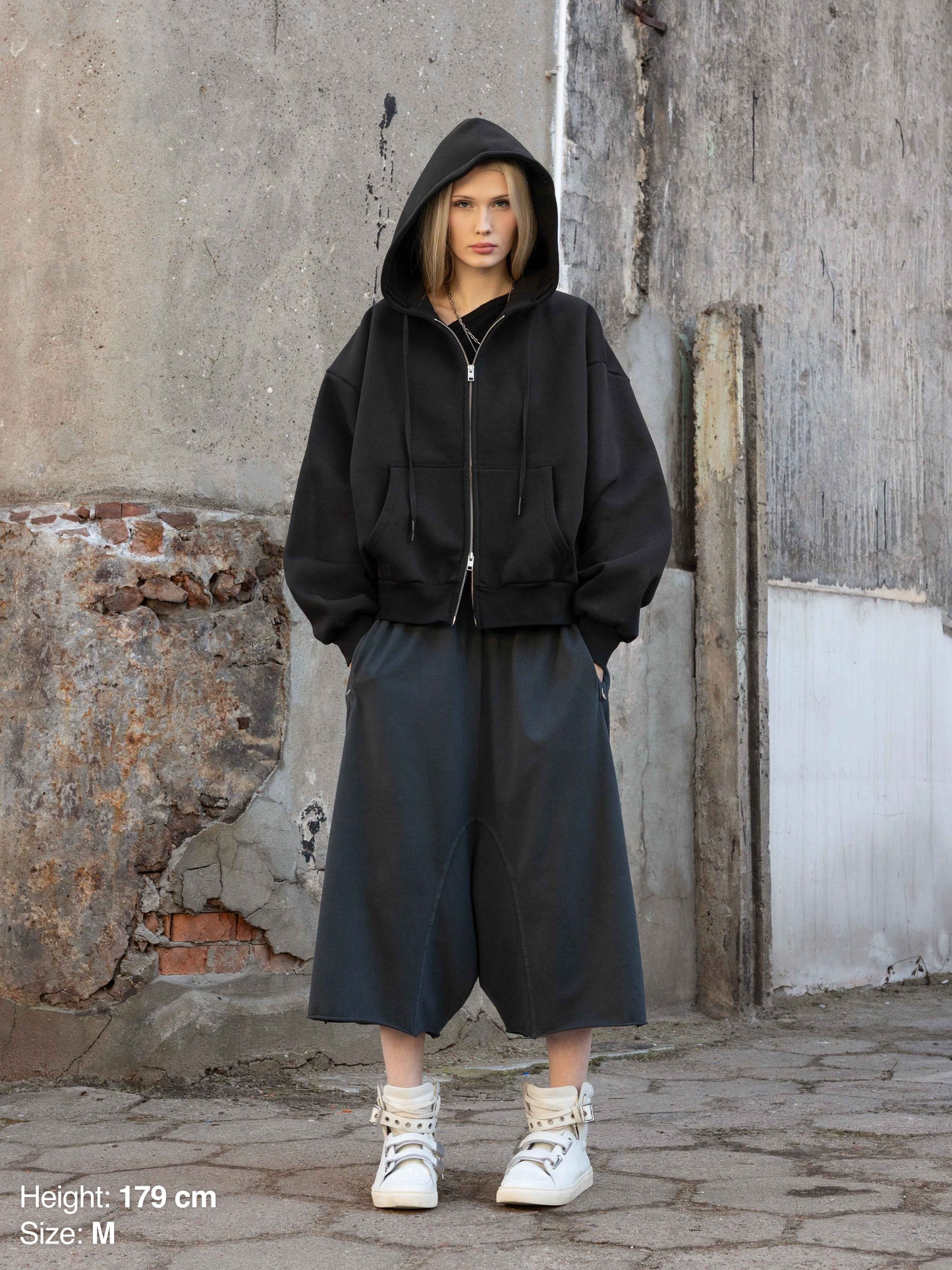 BUBBLE ZIP HOODIE - BLACK