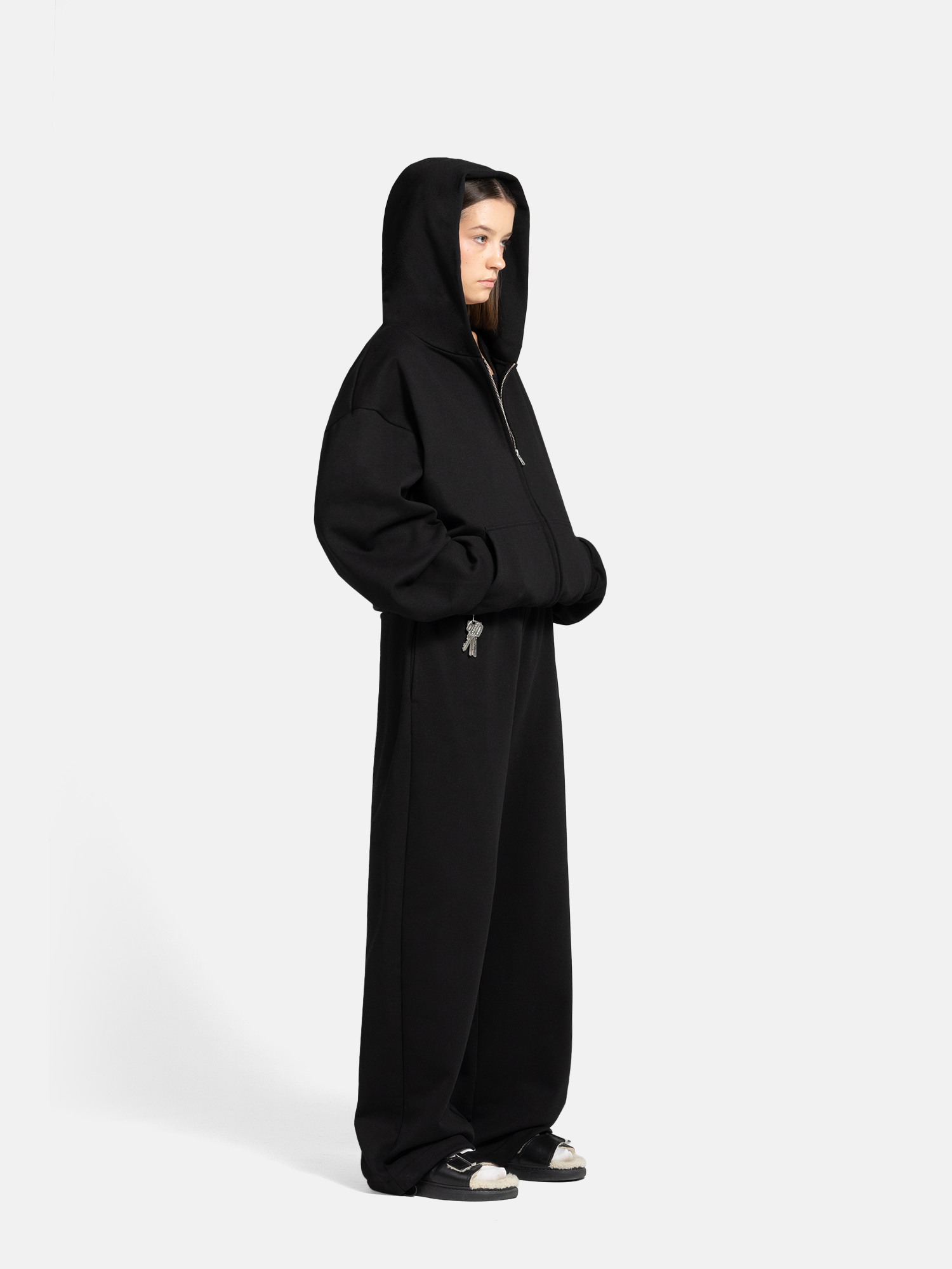 THE BLANC ZIP HOODIE - BLACK
