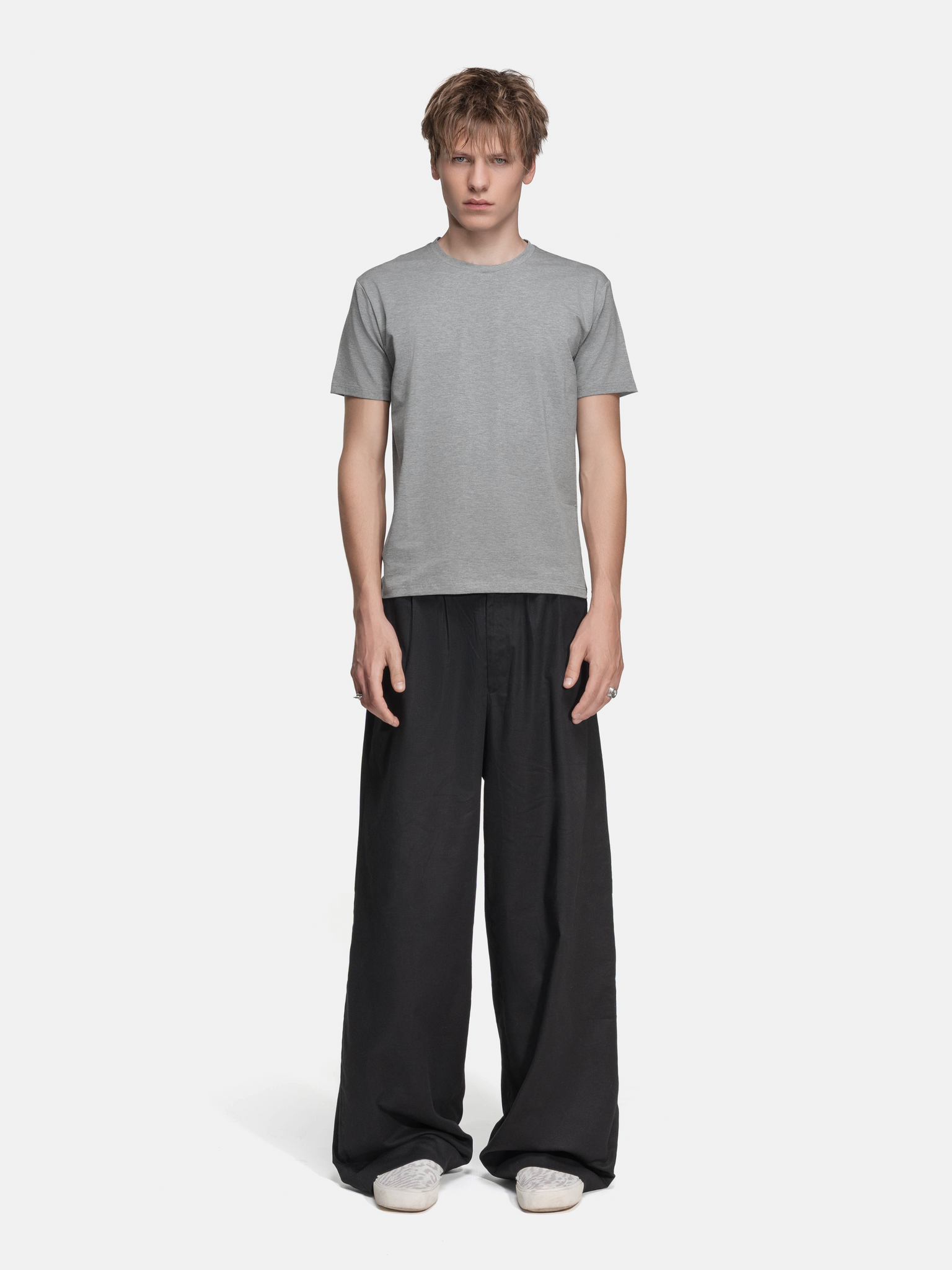 DAILY TEE MEN - GREY