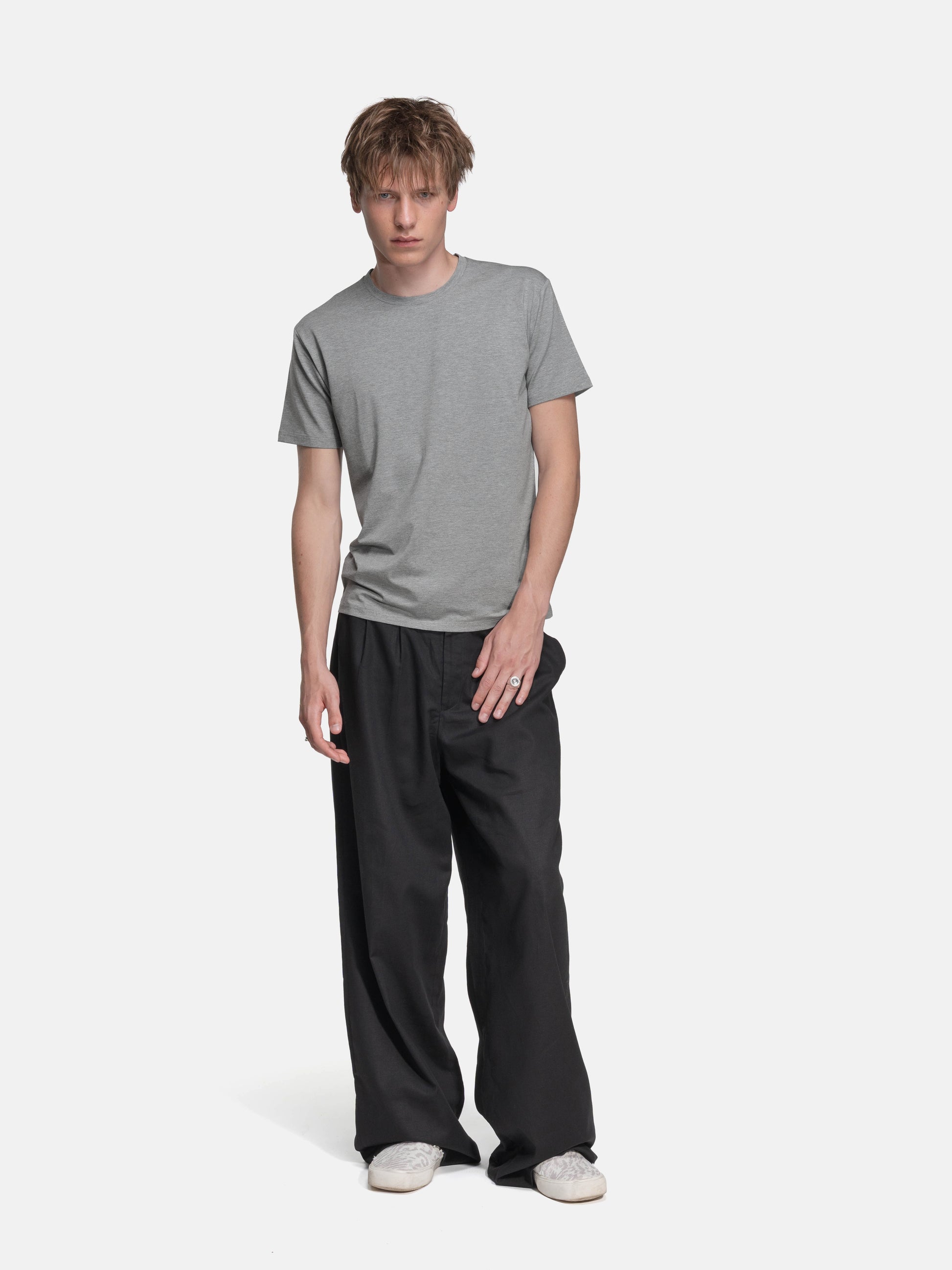 DAILY TEE MEN - GREY