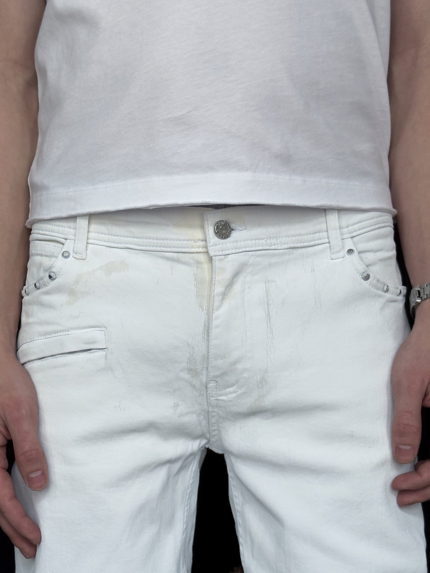 FLARED JEANS - WHITE PAINT