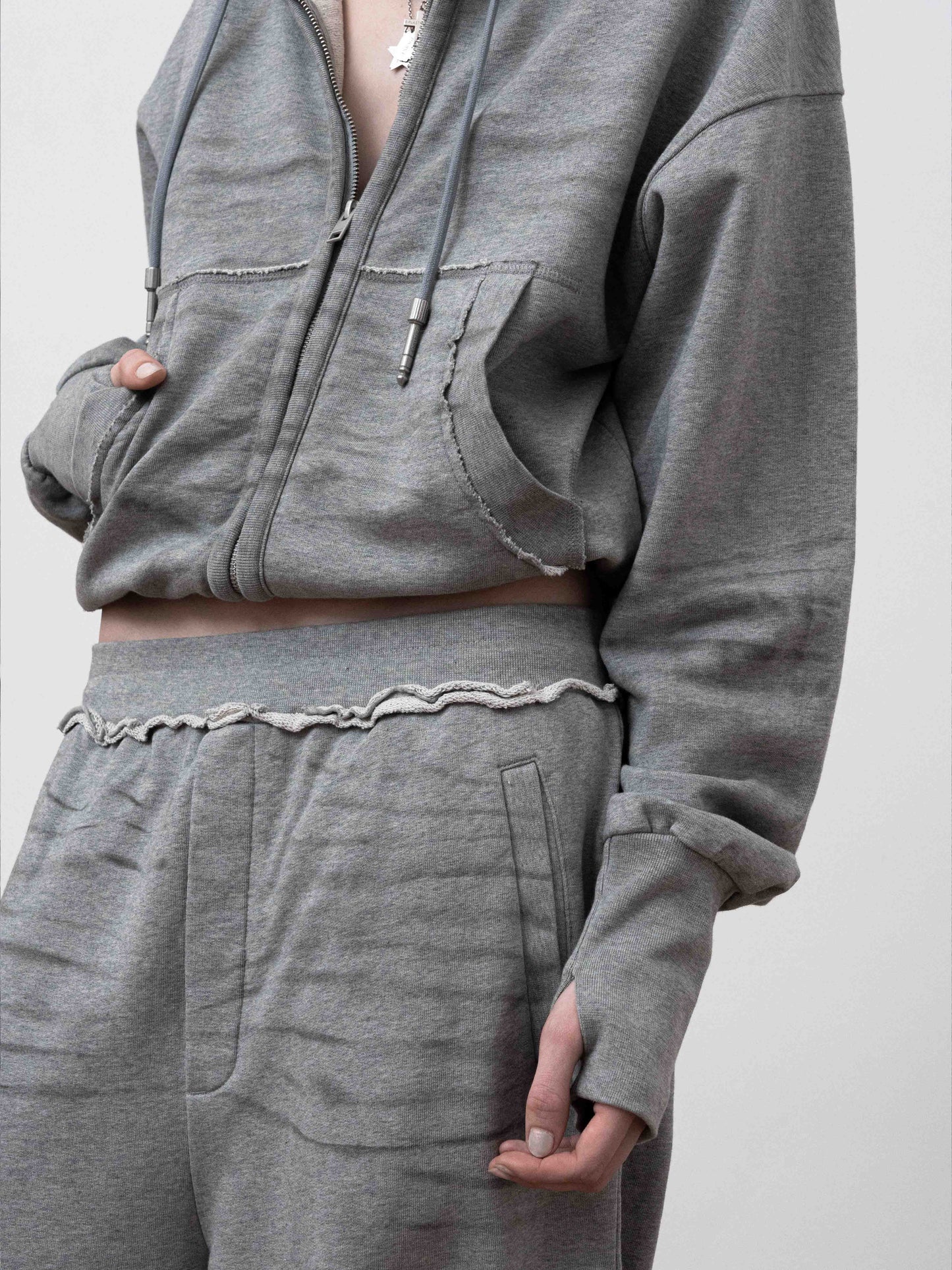 DIRTY SPRAY SWEATPANTS - GRAY