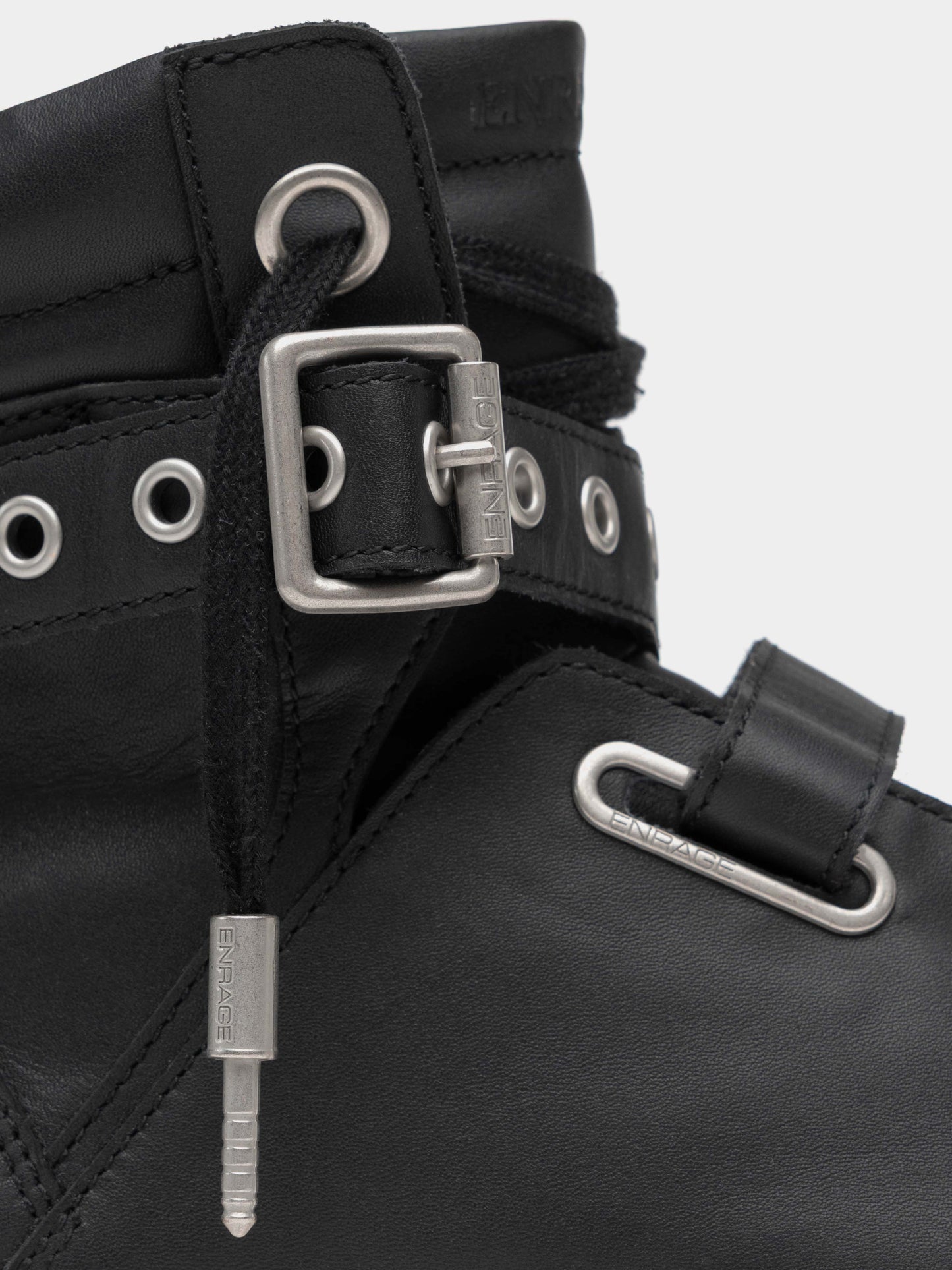 HIGH TOP SNEAKER - BLACK