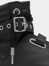 HIGH-TOP-SNEAKER – SCHWARZ