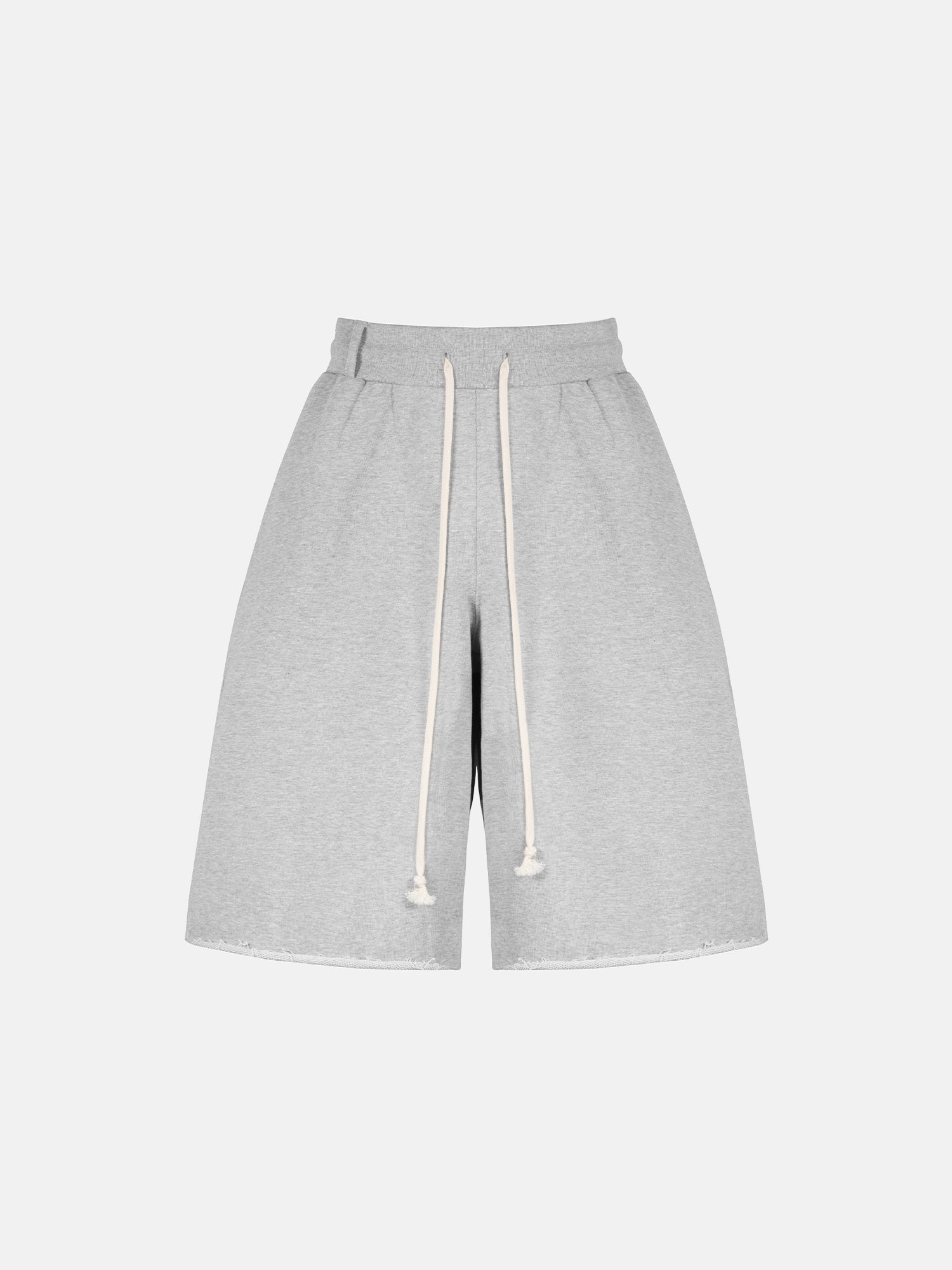 THE BLANC MAXI SHORTS - GRAU