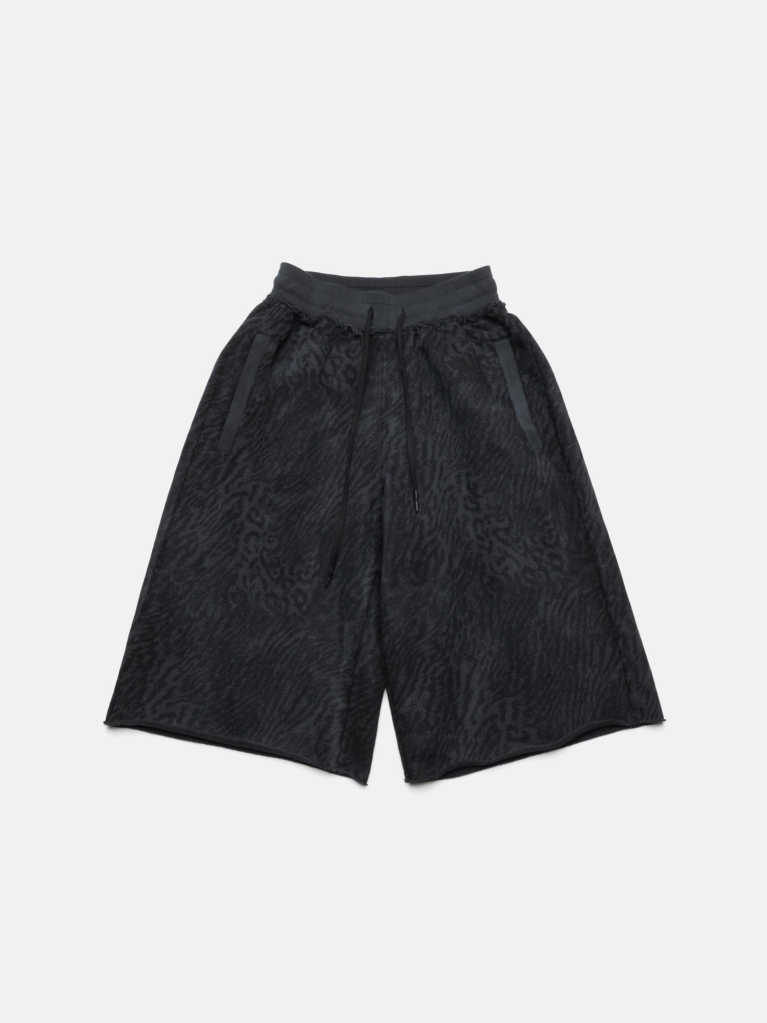 MAXI-SHORTS – SCHWARZER LEOPARD