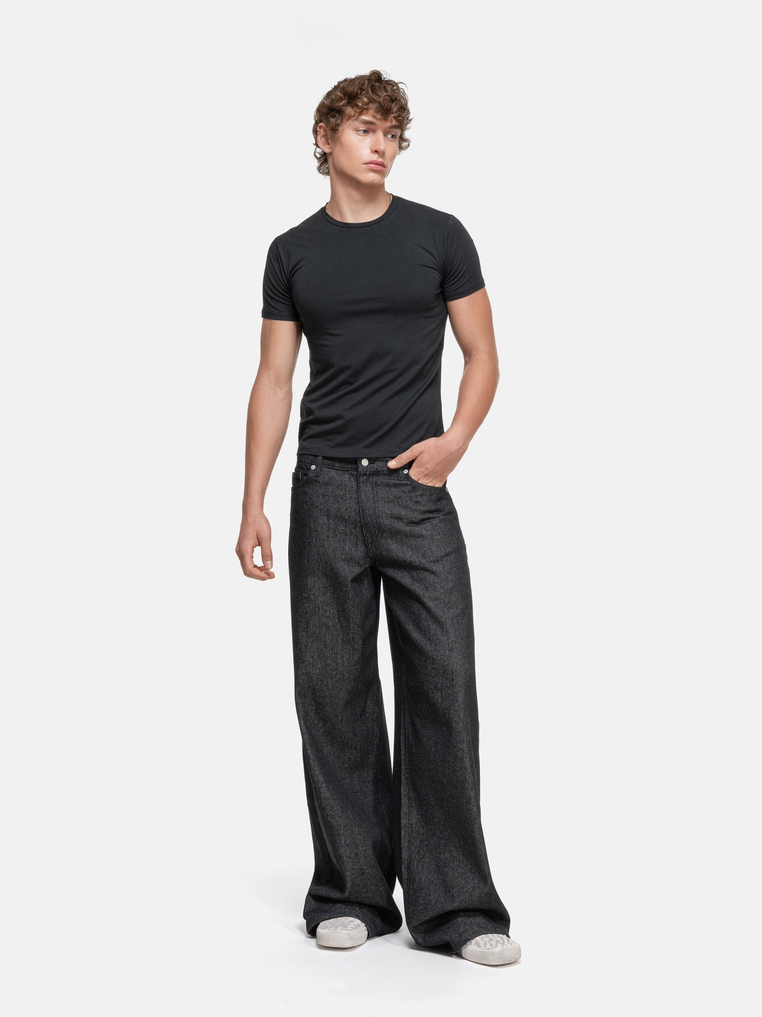 DAILY TEE MEN - BLACK