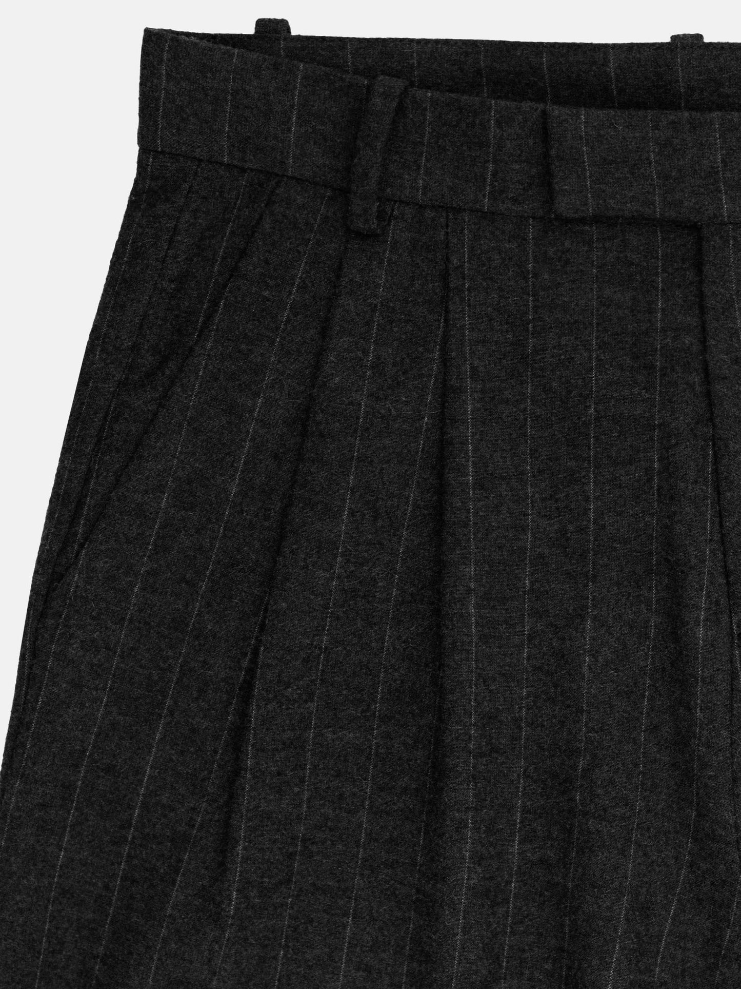 PINSTRIPE PLEATED PANTS - BLACK