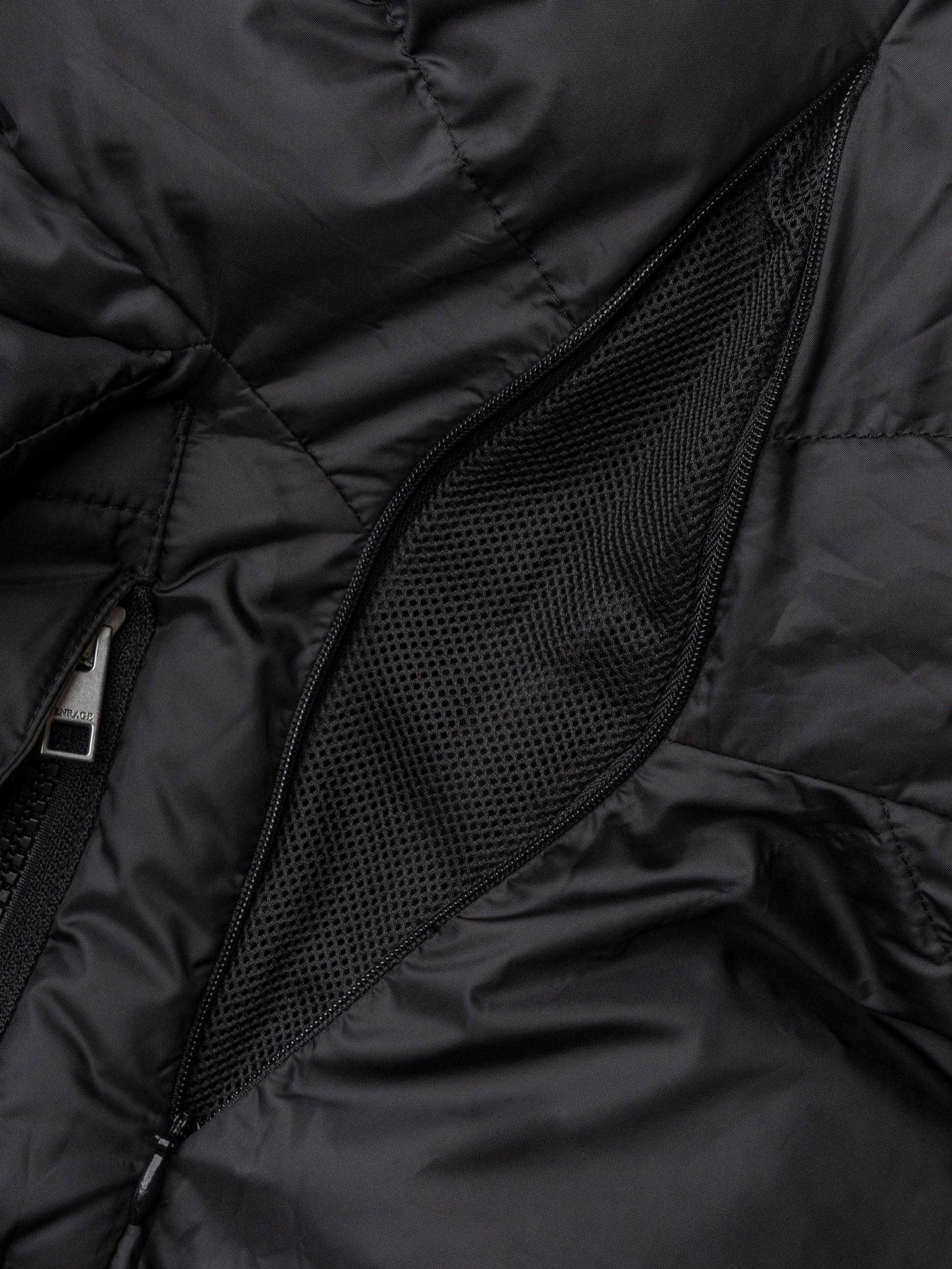 PUFFY JACKET - BLACK