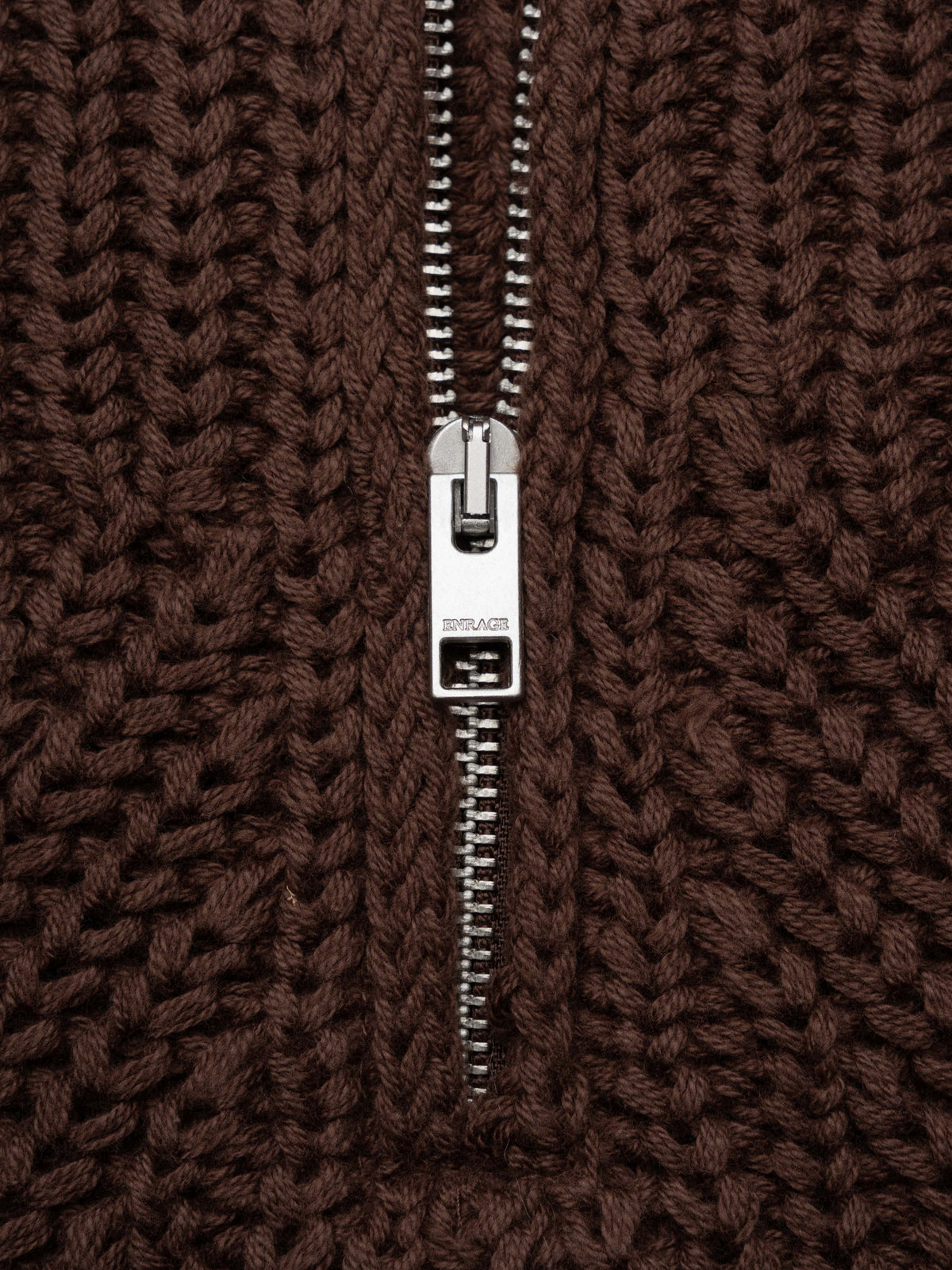 QUARTER ZIP - BROWN