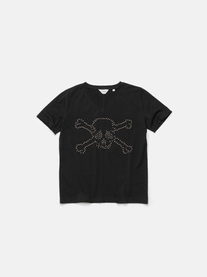 V-NECK TEE - BLACK STUDDED SKULL