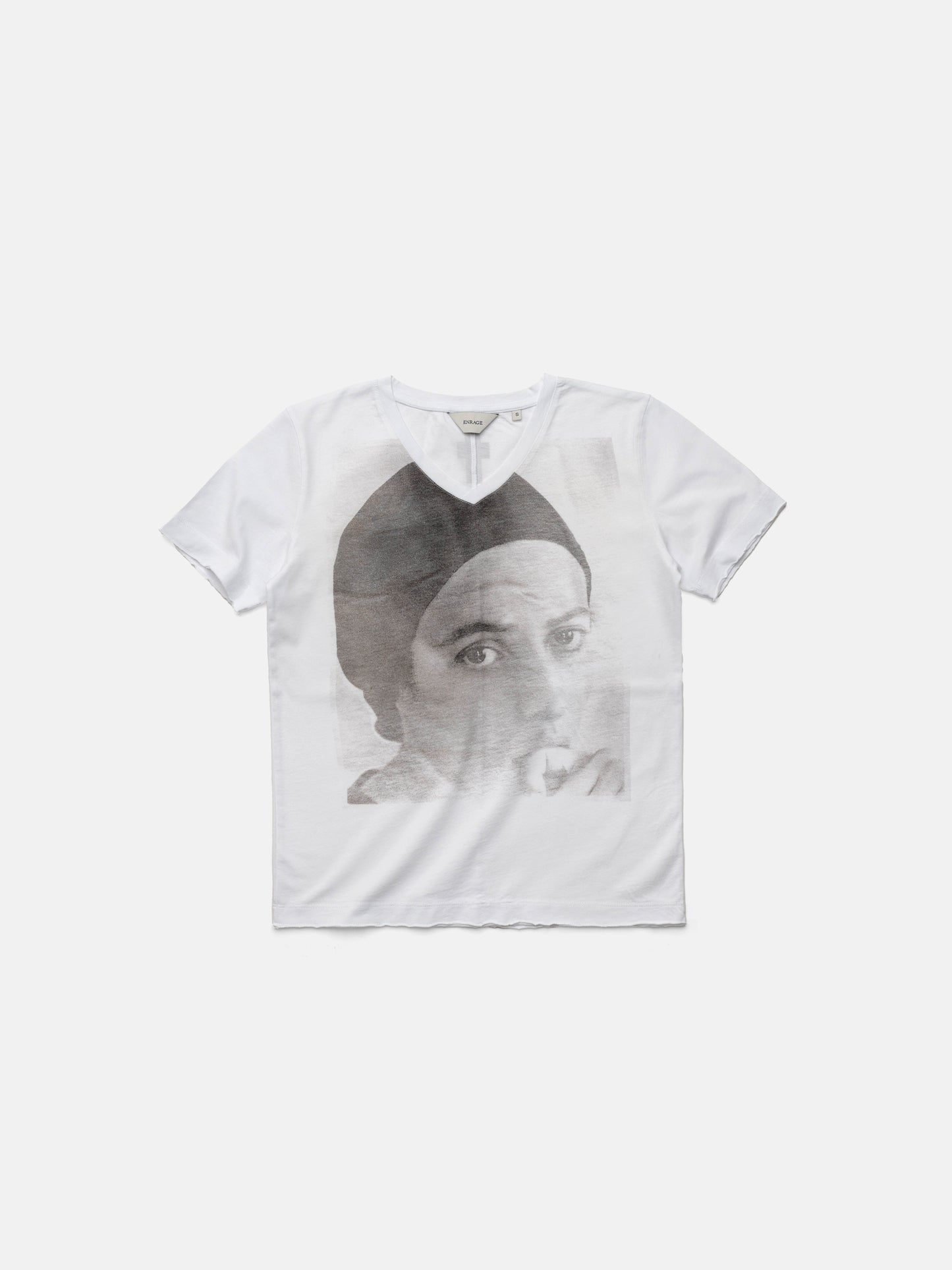 T-Shirt mit V-Ausschnitt – weiße Flagge