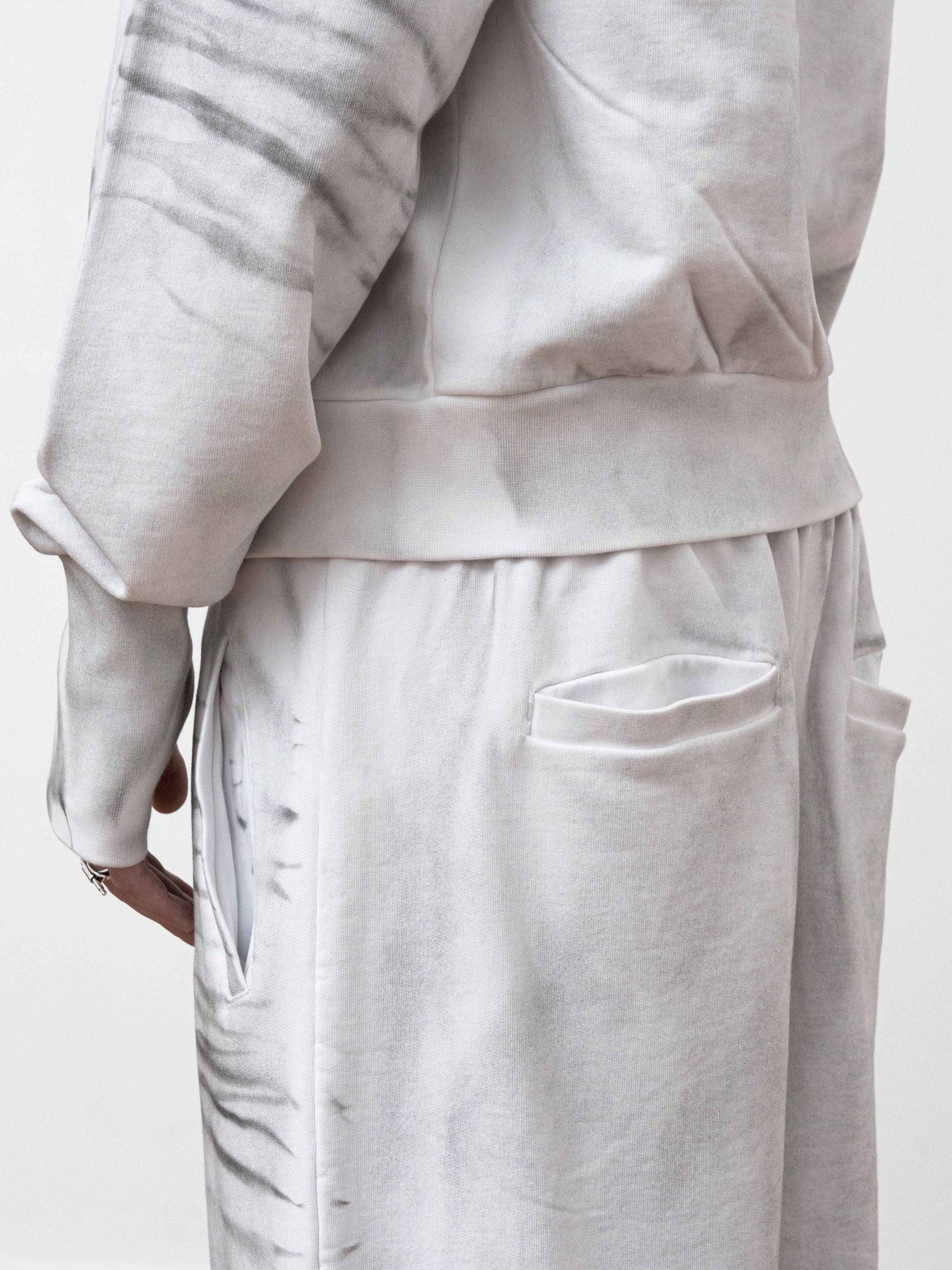 SCHMUTZIGE SPRAY-SWEATPANTS - WEISS