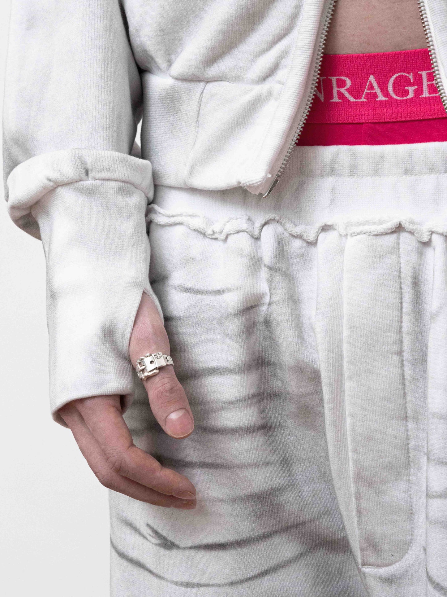 DIRTY SPRAY SWEATPANTS - WHITE